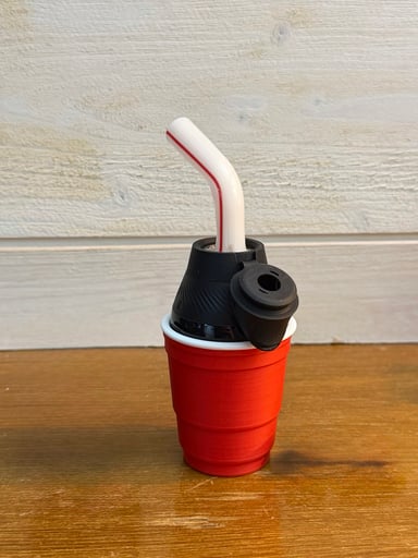 Preview pic of Puffco proxy core bundle red solo cup and glass straw