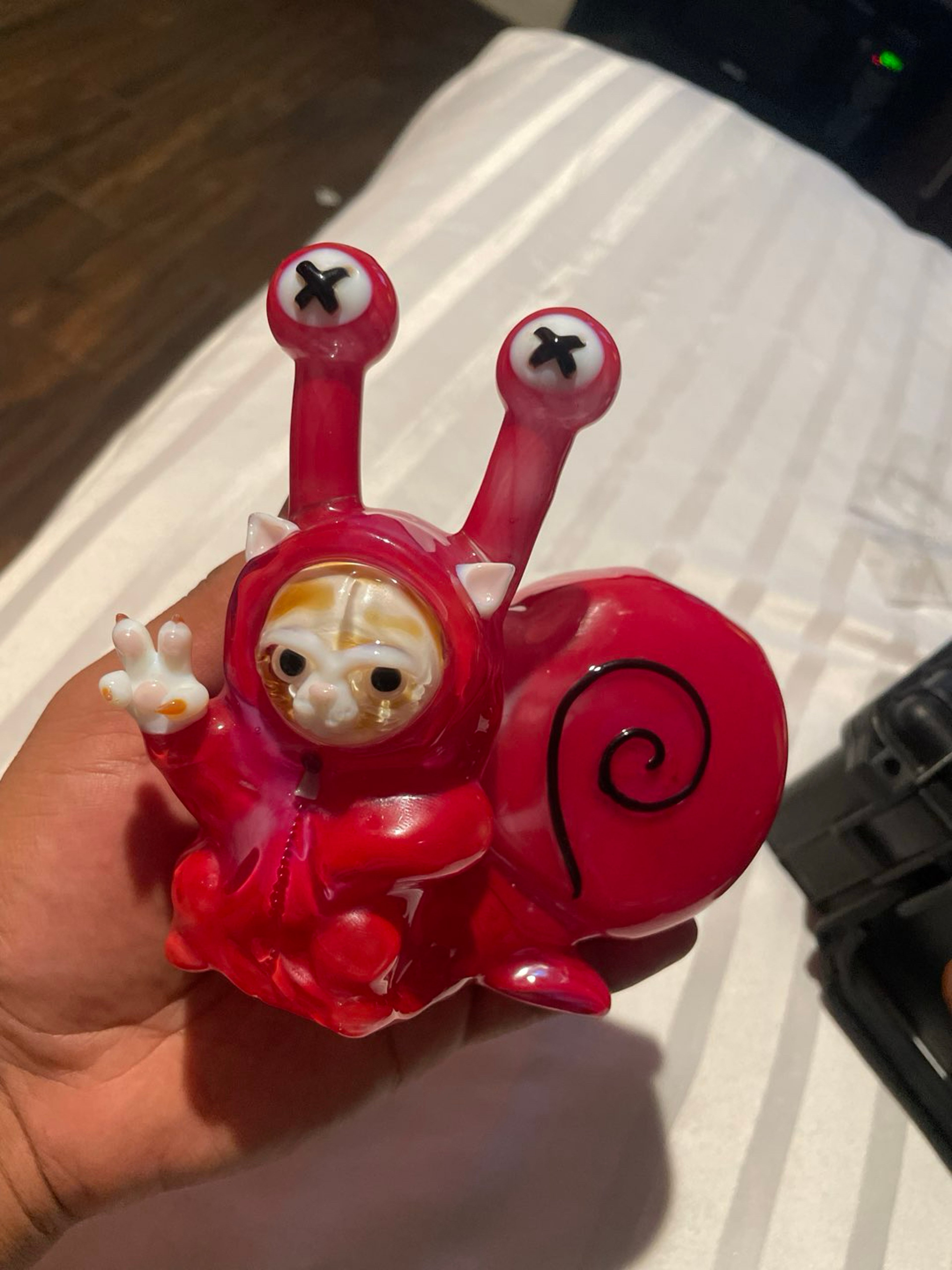 Preview pic of Nathan Belmont cat dressed as snail