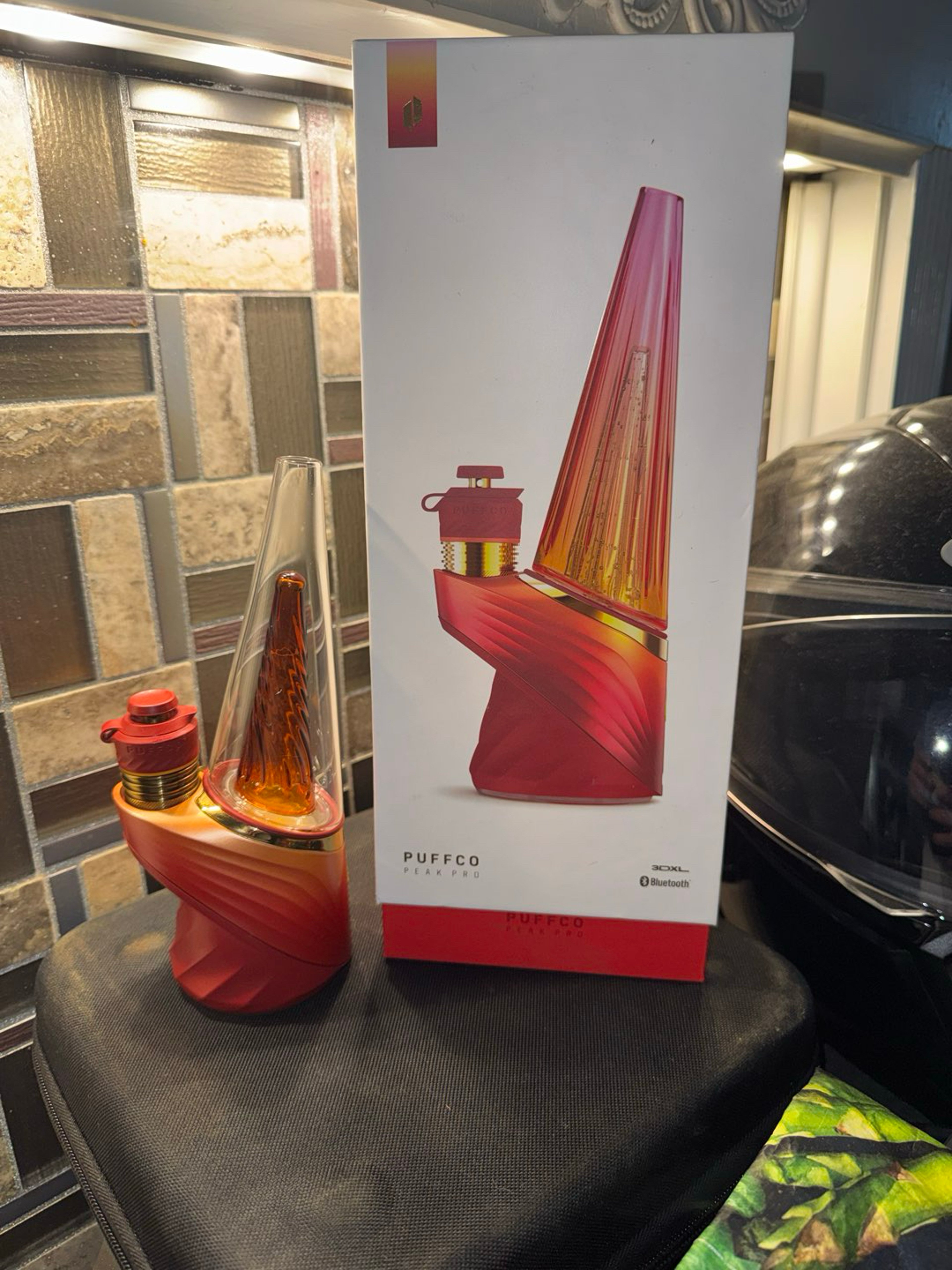 Preview pic of Puffco Peak Pro DayBreak