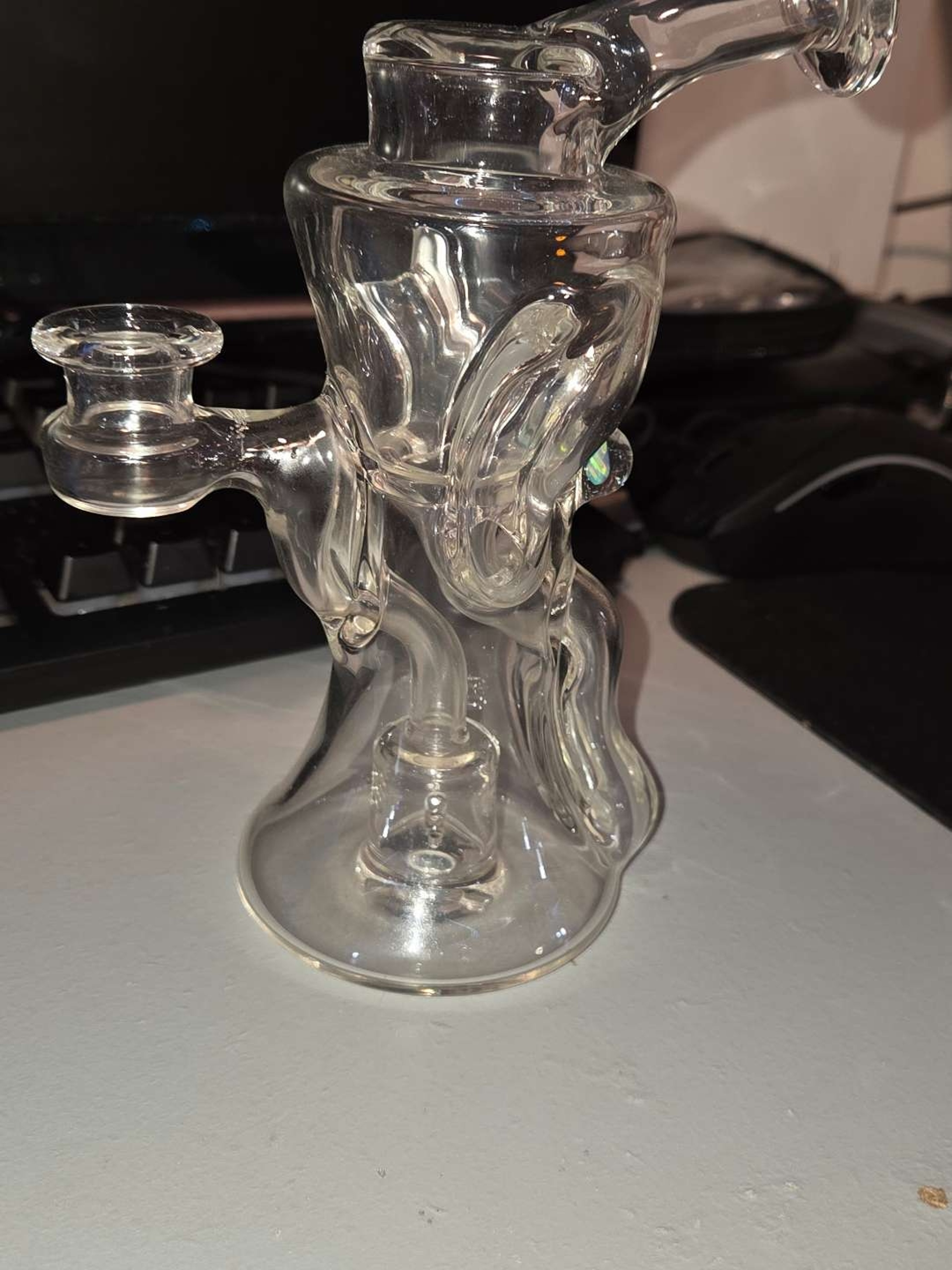 Preview pic of Borobywombat Clear Gillcycler with opal