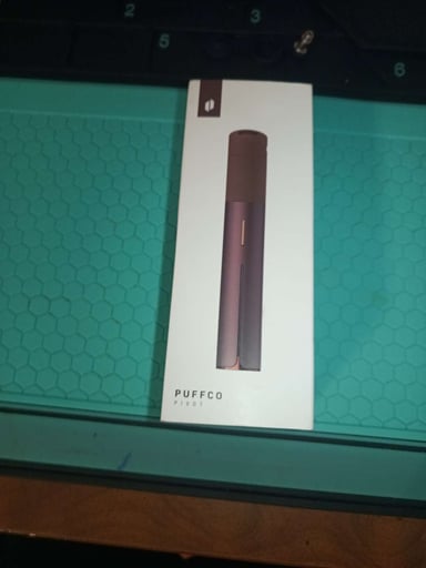 Preview pic of Puffco Pivot