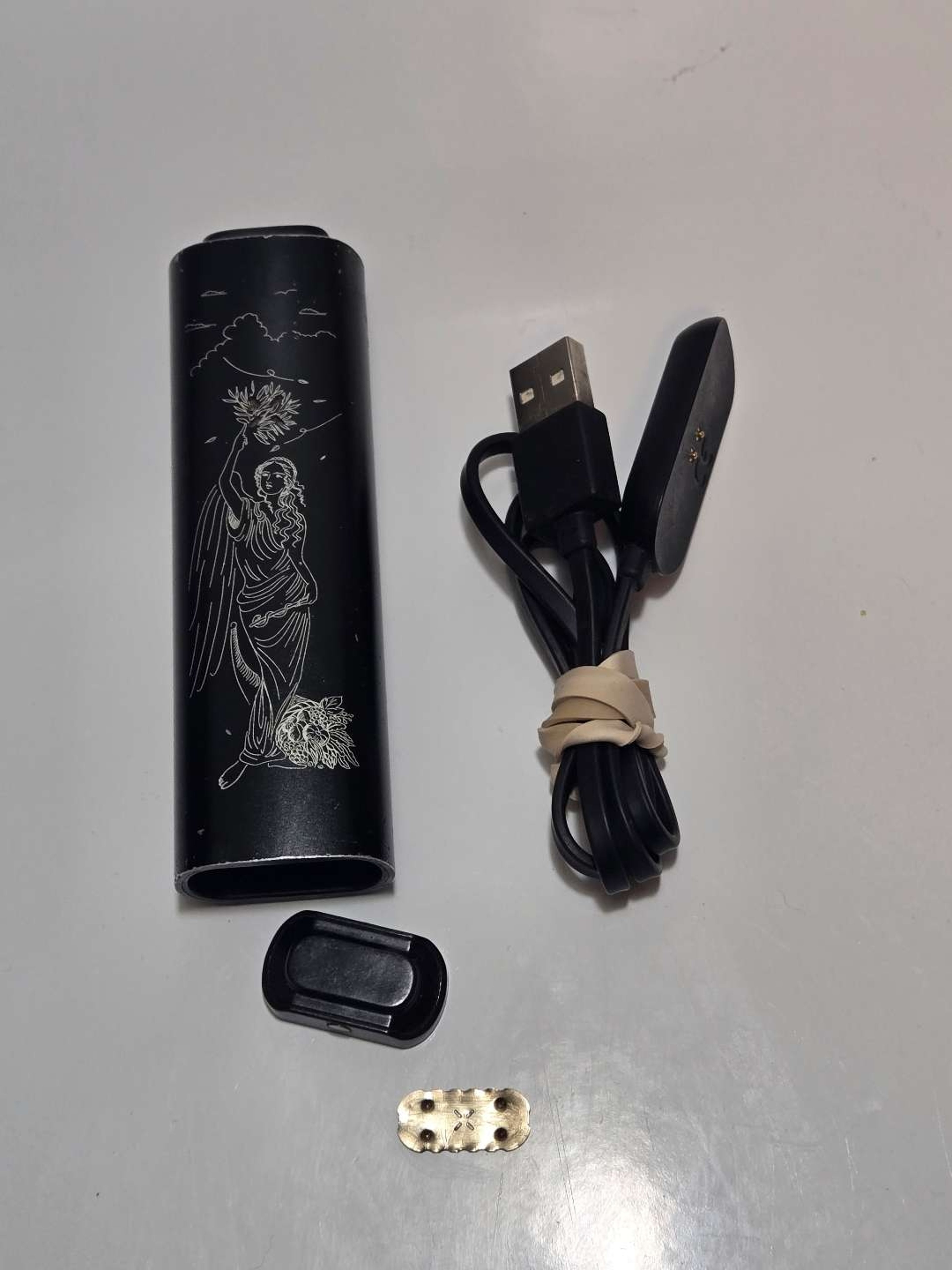 Preview pic of Pax 3 vape with goddess of peace custom art - comes with charger and 1 filter.