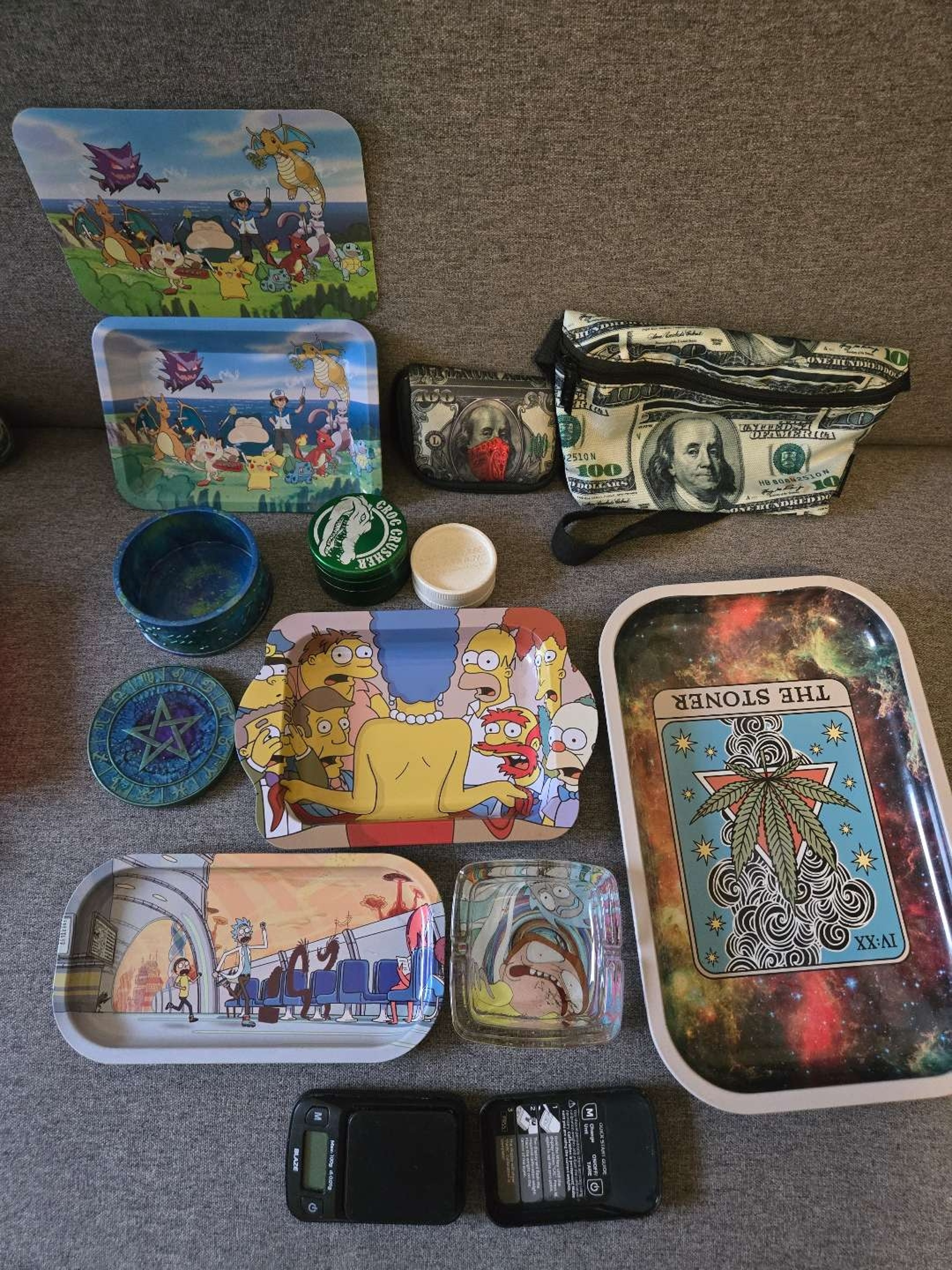Preview pic of Smoking Accessories Bundle - 4 Rolling Trays, 2 Grinders, 1 Scale, Ashtray, Container, Pouches
