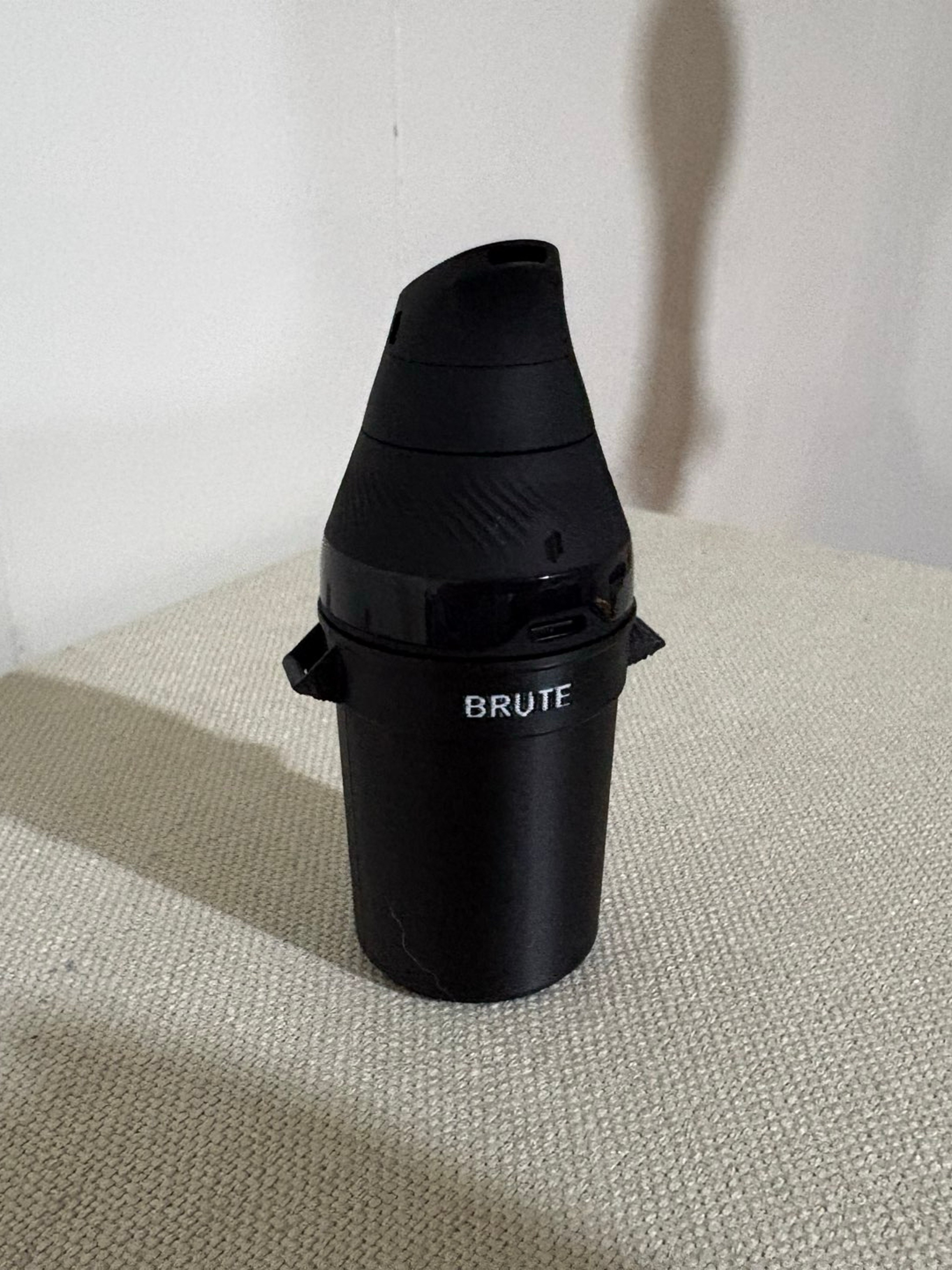 Preview pic of puffco proxy trash cup
