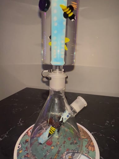 Preview pic of Rock Glass Glycerin Bumble Bee 11” Beaker