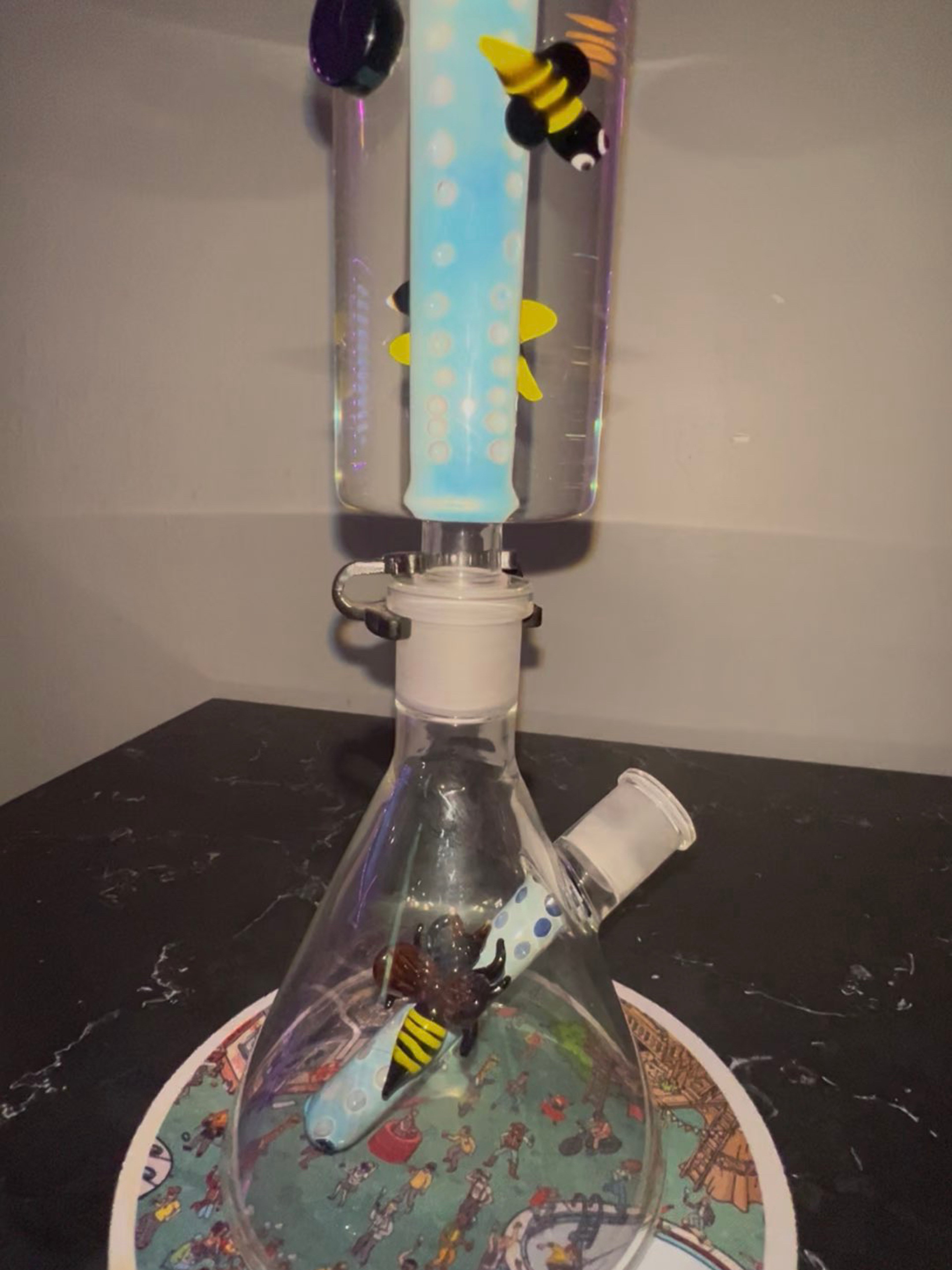 Preview pic of Rock Glass Glycerin Bumble Bee 11” Beaker