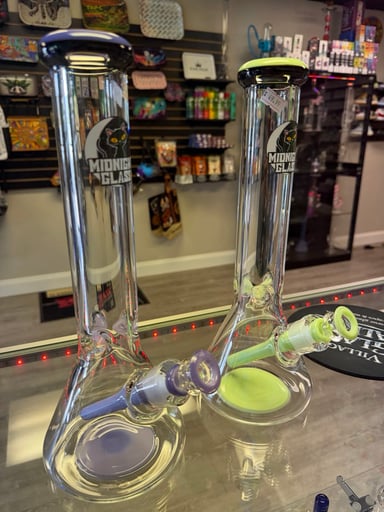Preview pic of MIDNIGHT GLASS 14" 9MM BEAKER BONG