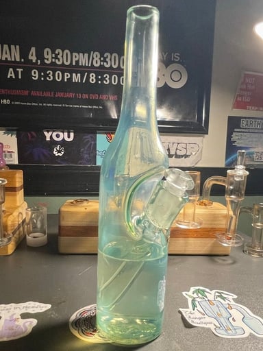 Preview pic of 10mm Billz Boro “Marina” Sake Bottle + 3 new bangers+ more!! BUNDLE STEAL!