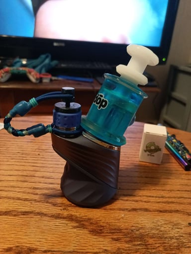 Preview pic of Puffco Peak Pro: Storm LE