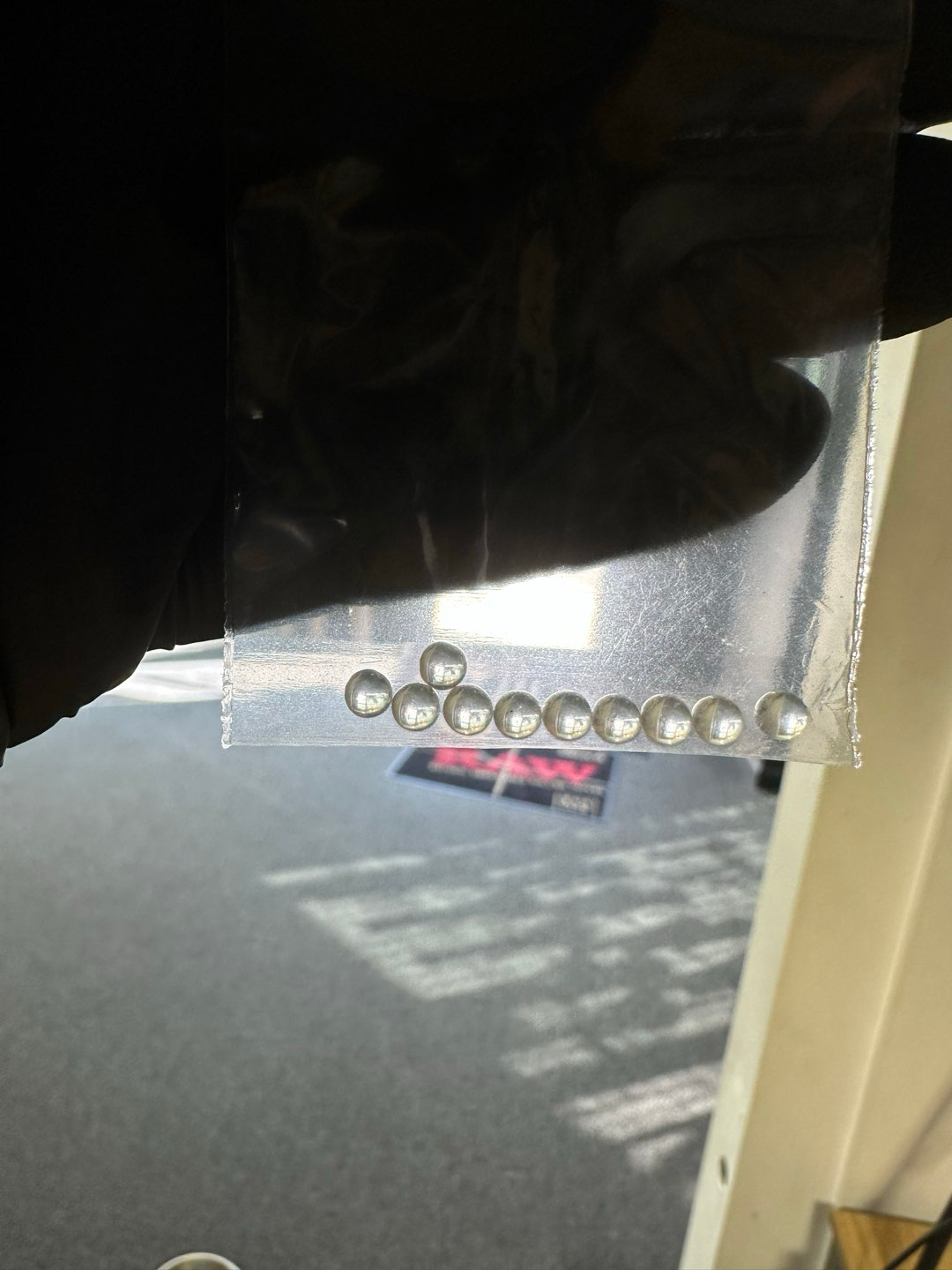 Preview pic of White Rhino 10pk Clear 4mm pearls