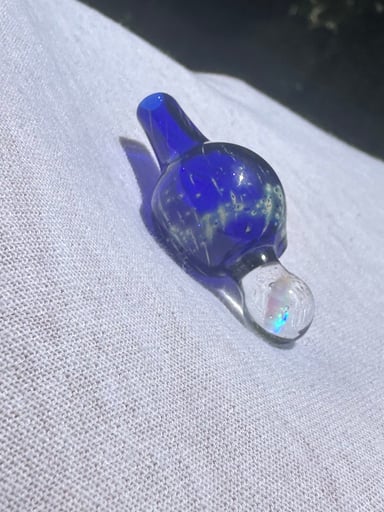 Preview pic of Raya Glass Opal Cap