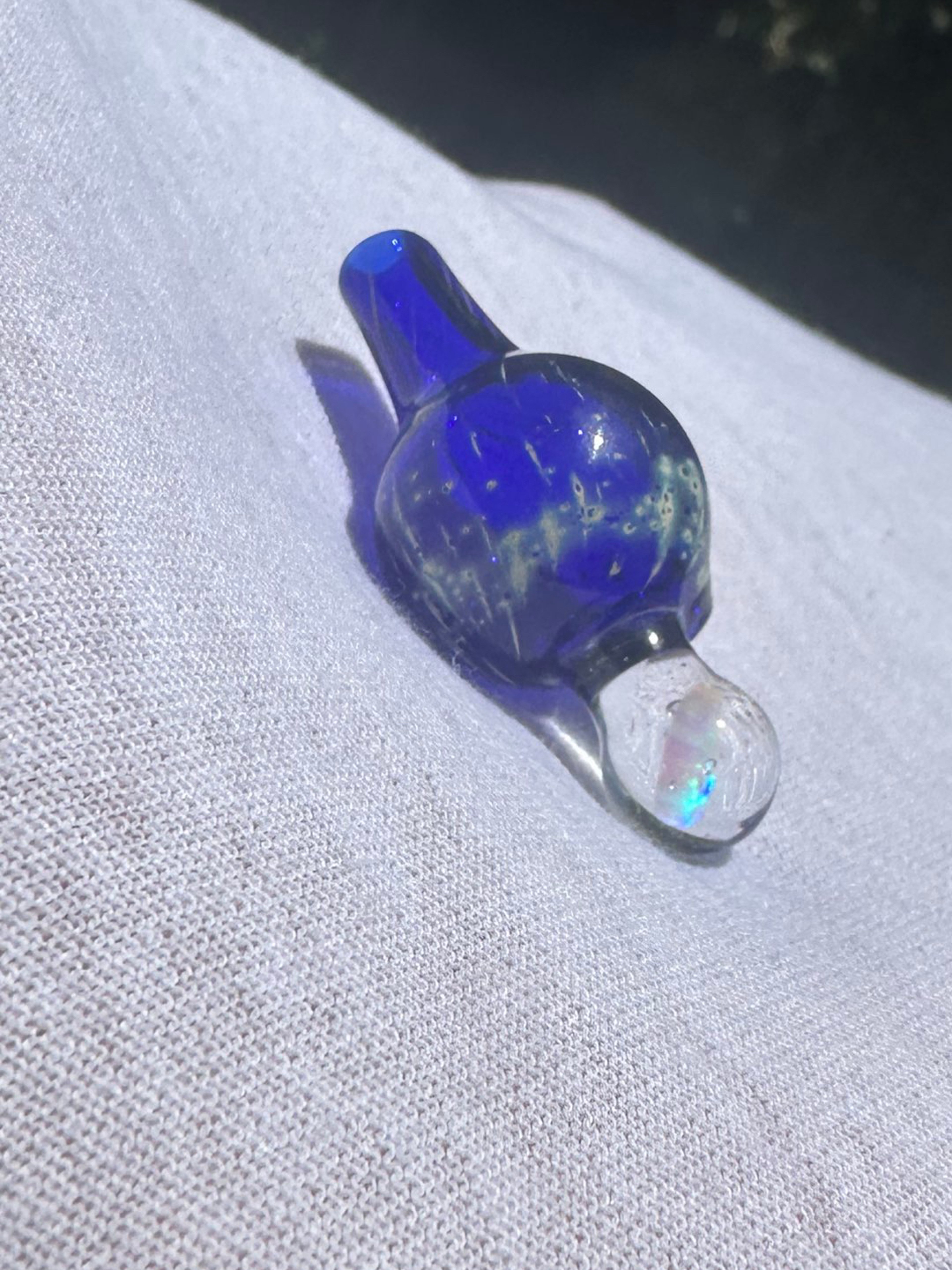 Preview pic of Raya Glass Opal Cap