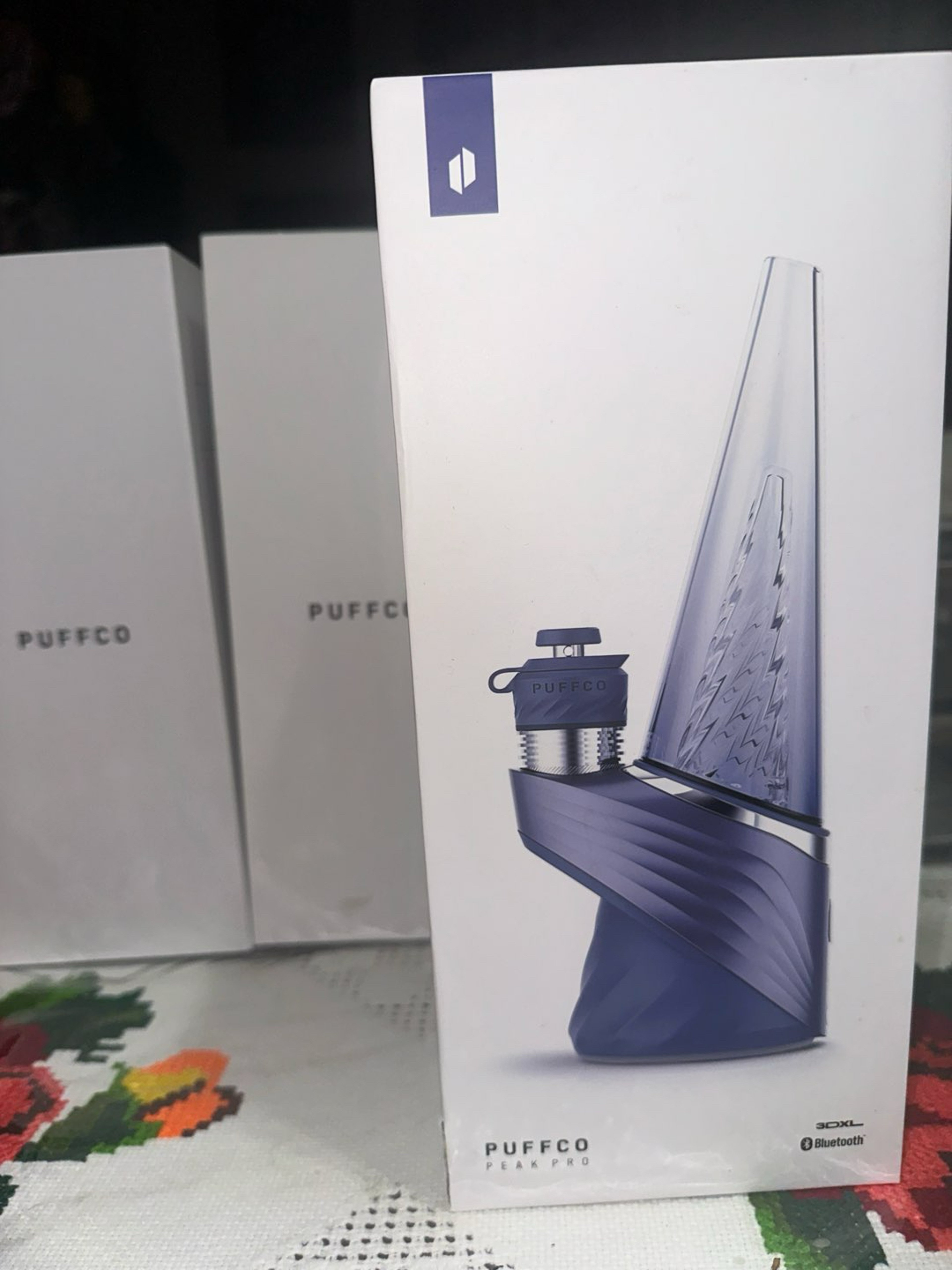 Preview pic of Puffco Peak Pro Storm Limited Edition