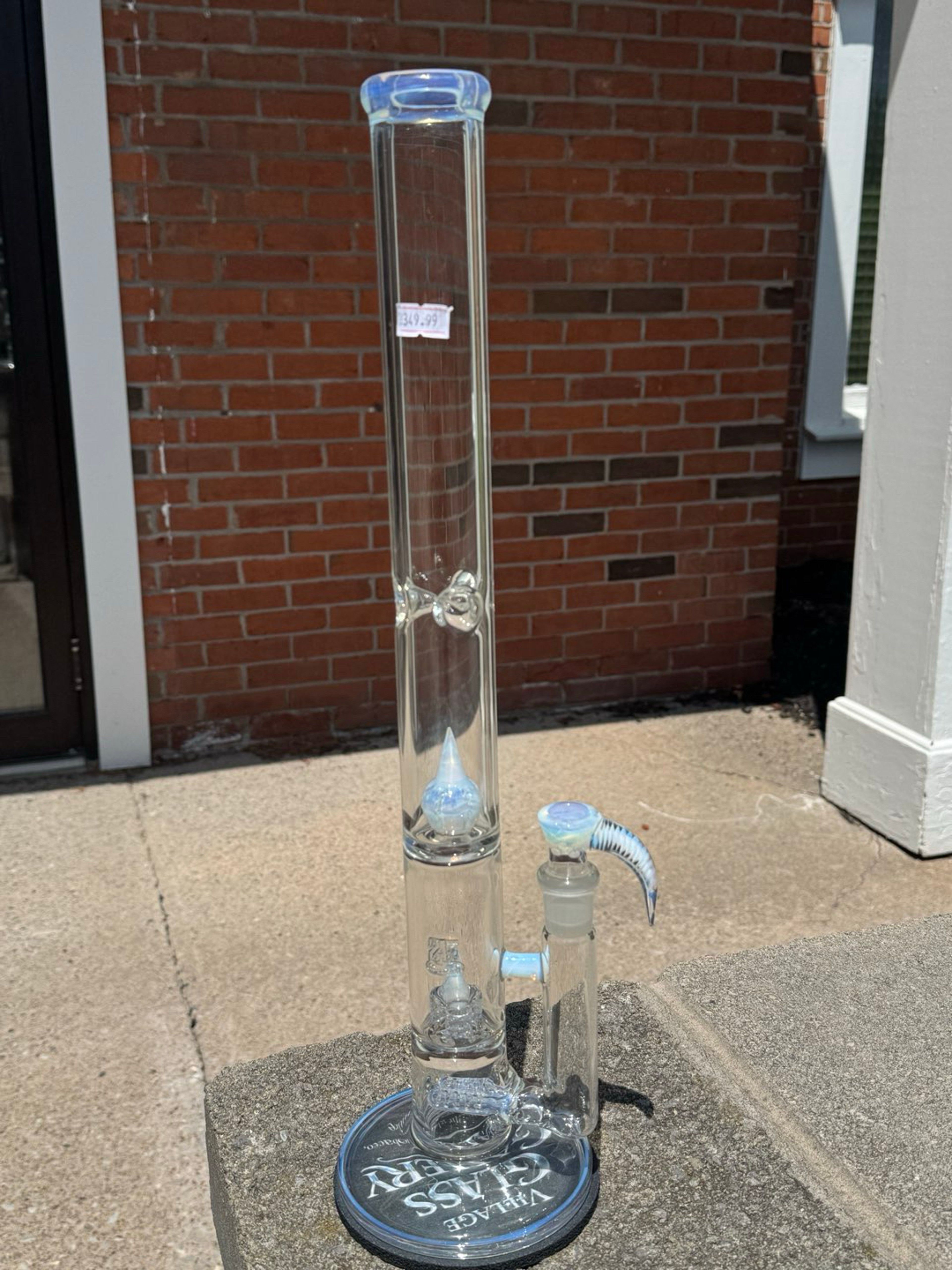 Preview pic of 2K Glass - Double Stemline to Inverted 3 Splash Guard to Imperial - Ghost White -