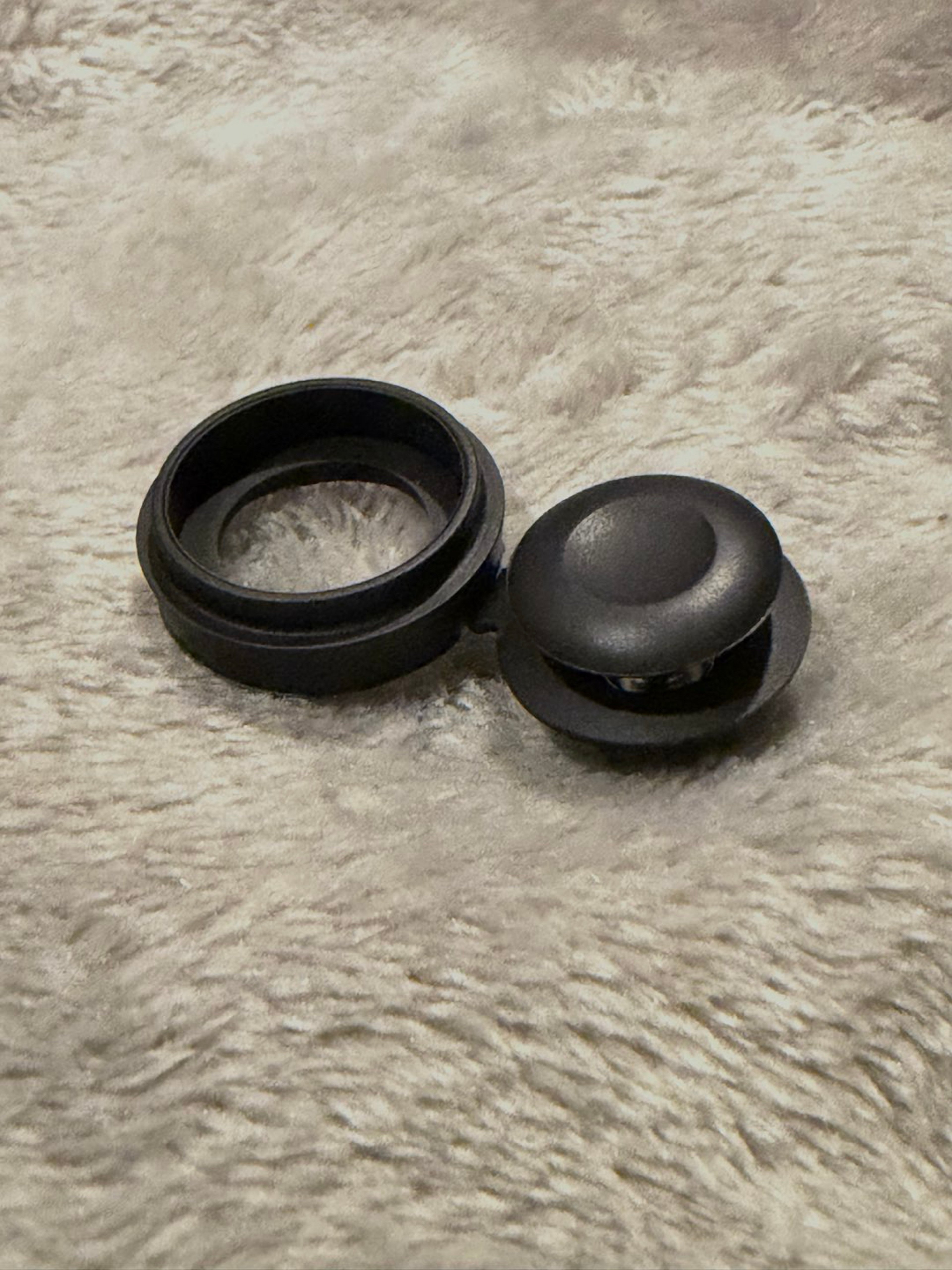Preview pic of Peak V2/New Peak Joystick Cap•Black•with Tether