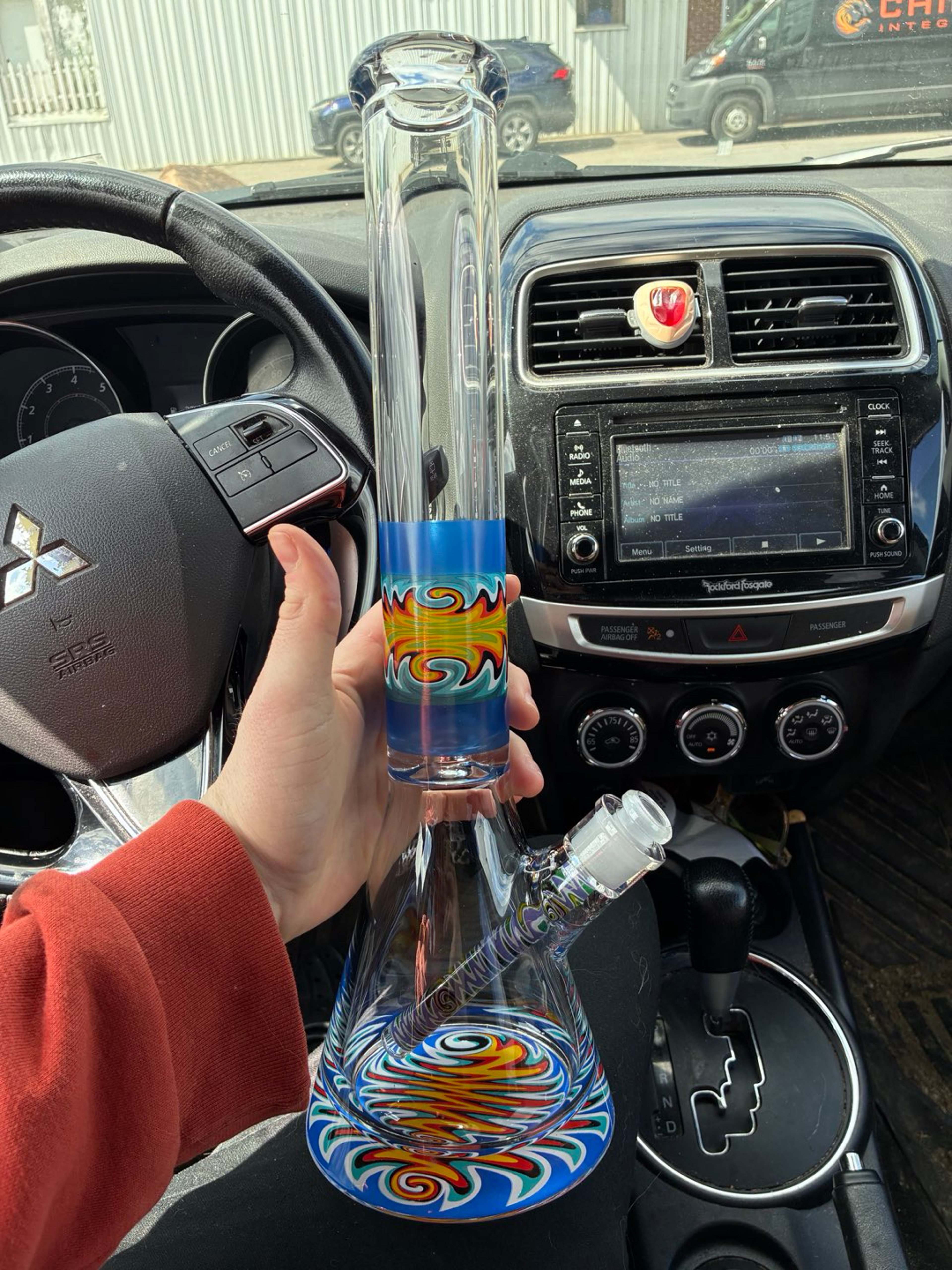 Preview pic of Bong