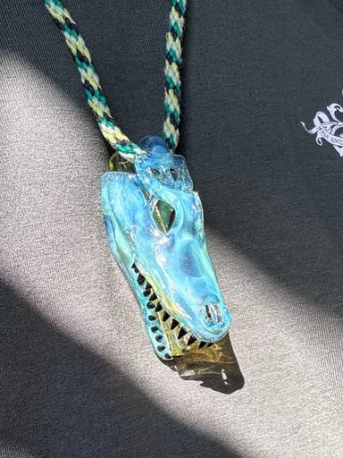 Preview pic of 🔥ROE GLASS 🐊 XL RARE 2026 BRAND NEW!! JOINT TIP PENDANT🔥/CUSTOM HEMP NECKLACE🤙