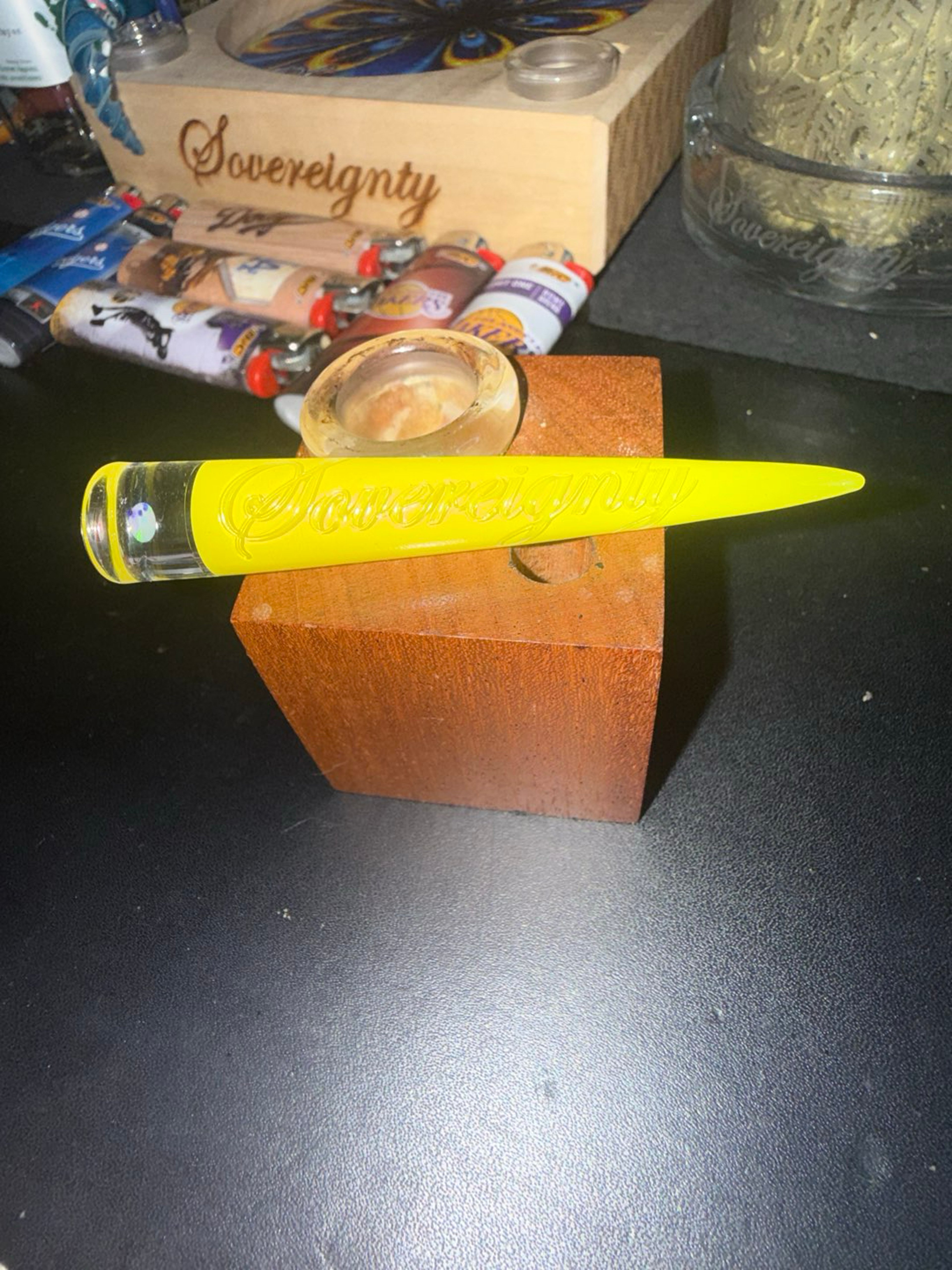 Preview pic of Sovereignty glass FA poker