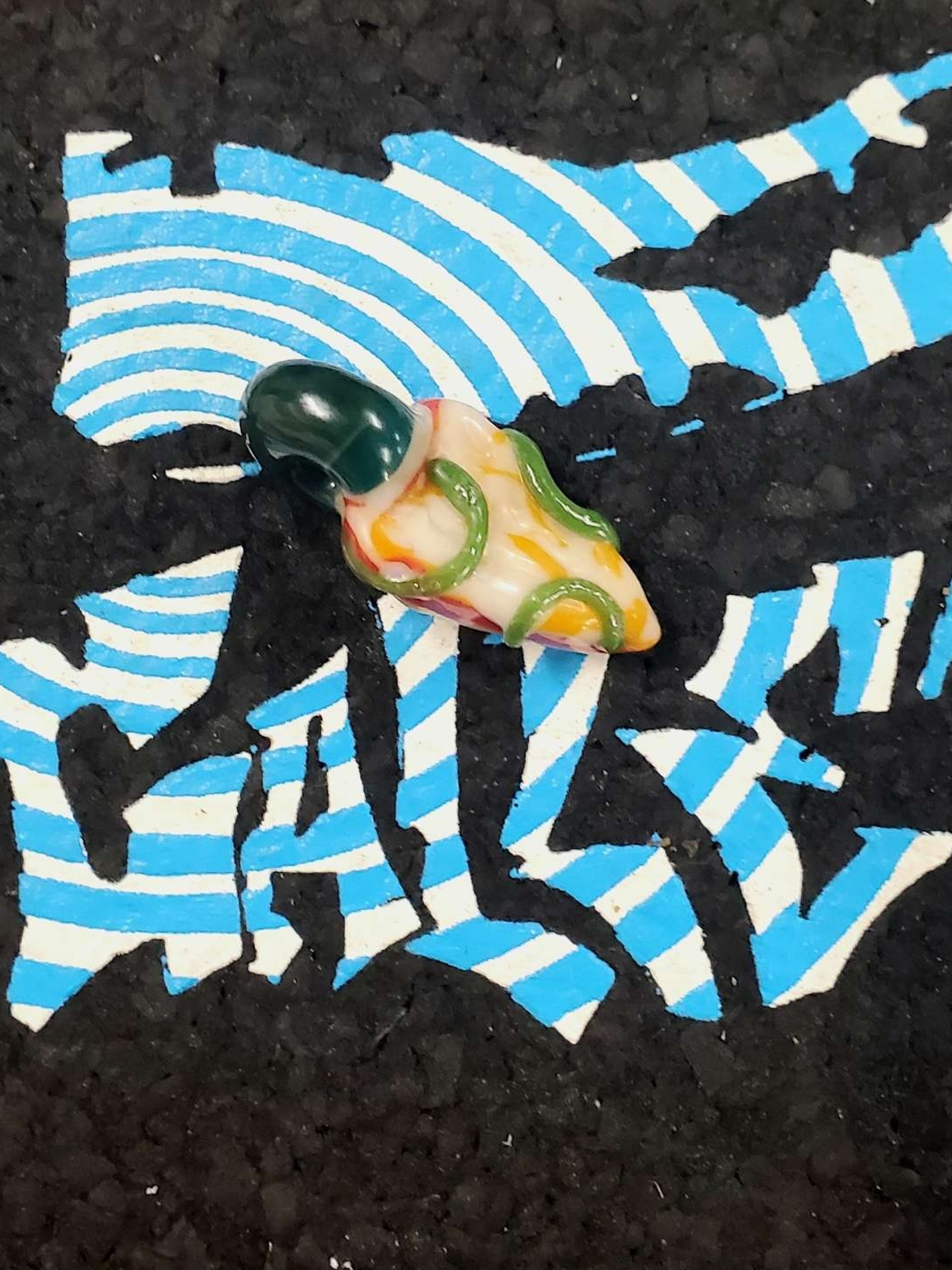 Green Pepper Pizza slice image 0
