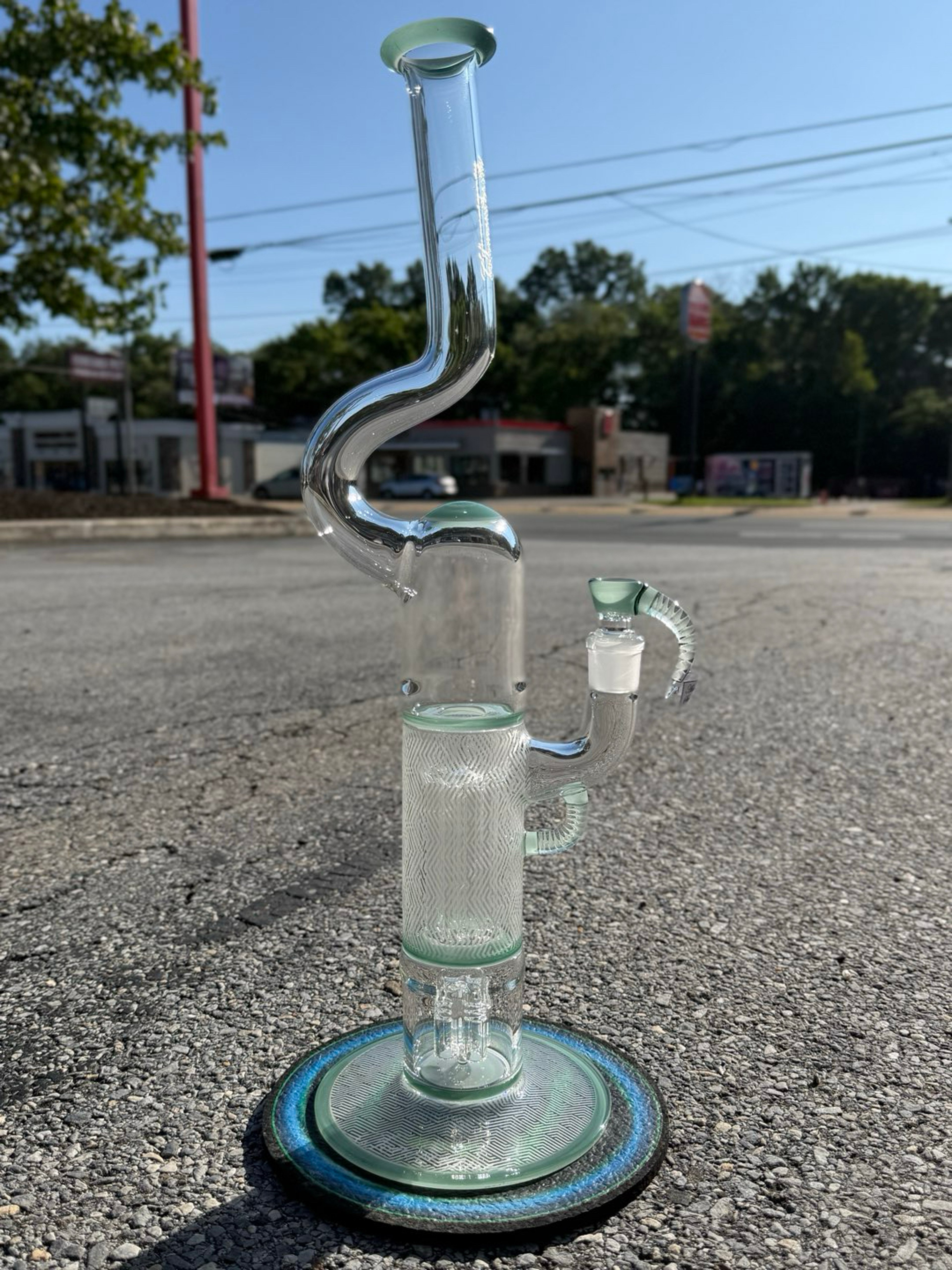 Preview pic of FA 4-Arm Sandblasted Pillar – Star White x Atlantis (Brand New)