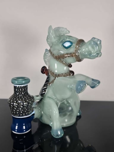 Preview pic of Horse and vase prototype
