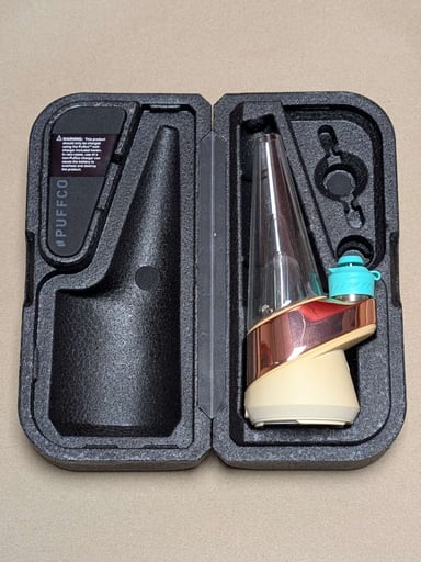 Preview pic of Puffco Medusa OG Peak (2018 Model) With 3D Chamber and Hot Knife and Peak V2 Glass