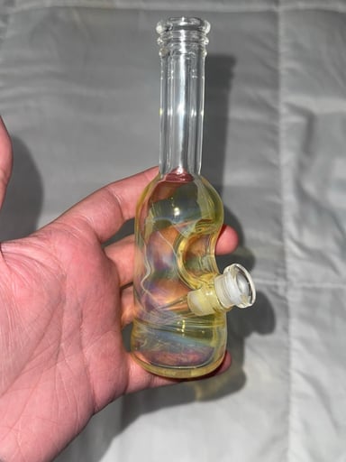 Preview pic of Costa Glass sake bottle