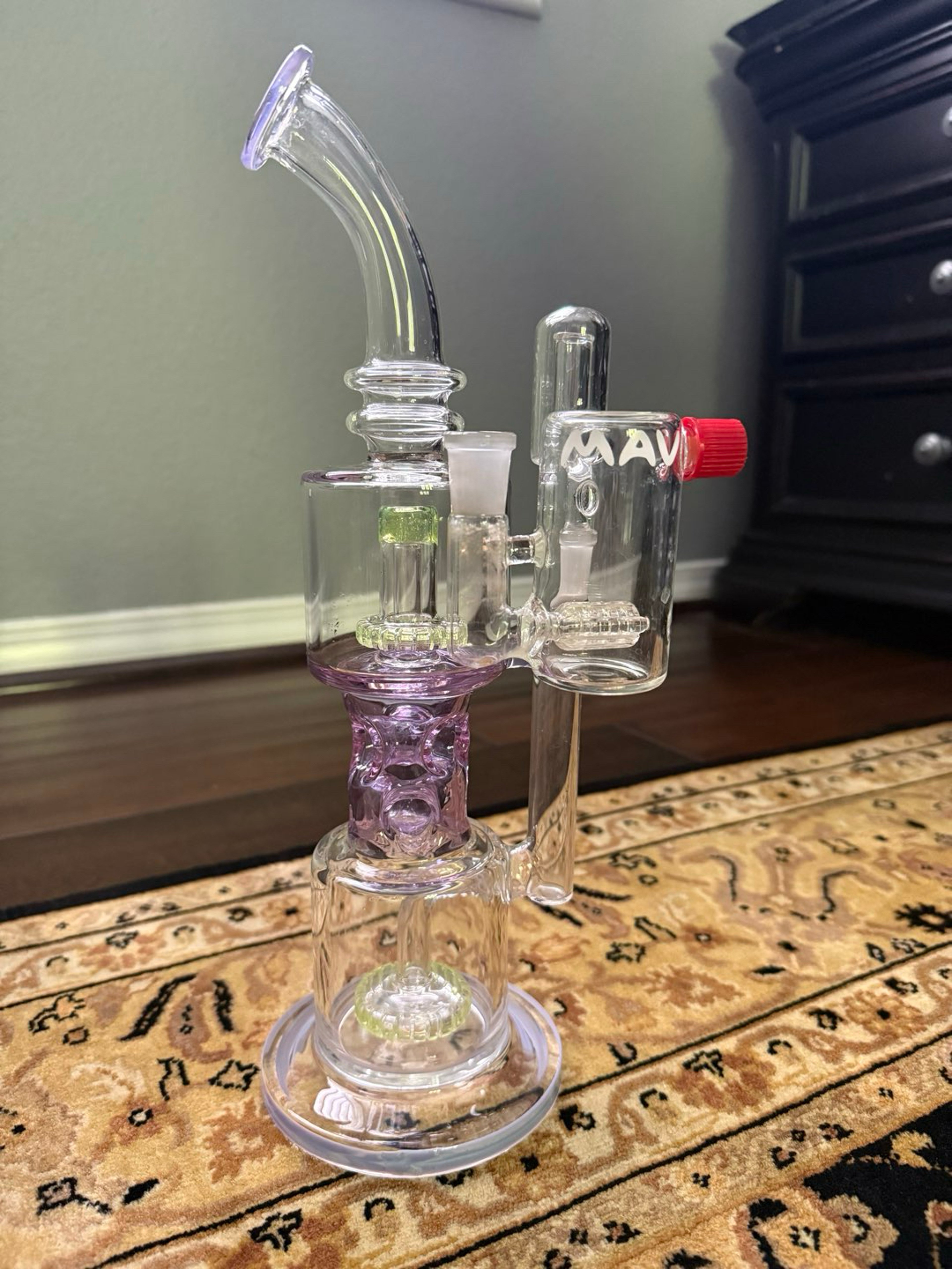 Preview pic of Custom Double Recycler Rig + Maverick Ash Catcher – UV Reactive Accents – Excellent Condition
