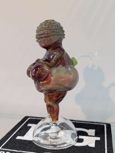 Preview pic of Sibelley Glass Venus of Willendorf Mini Rig