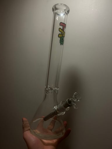 Preview pic of 18 Inch TAG Beaker+Titanstem Rasta Label