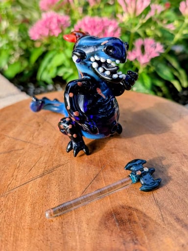 Preview pic of Heady Glass Dragon Warrior Pipe w/ Removable Wuuthrad Battle Axe Accessory
