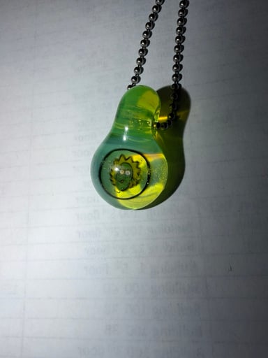 Preview pic of Keysglass pendant