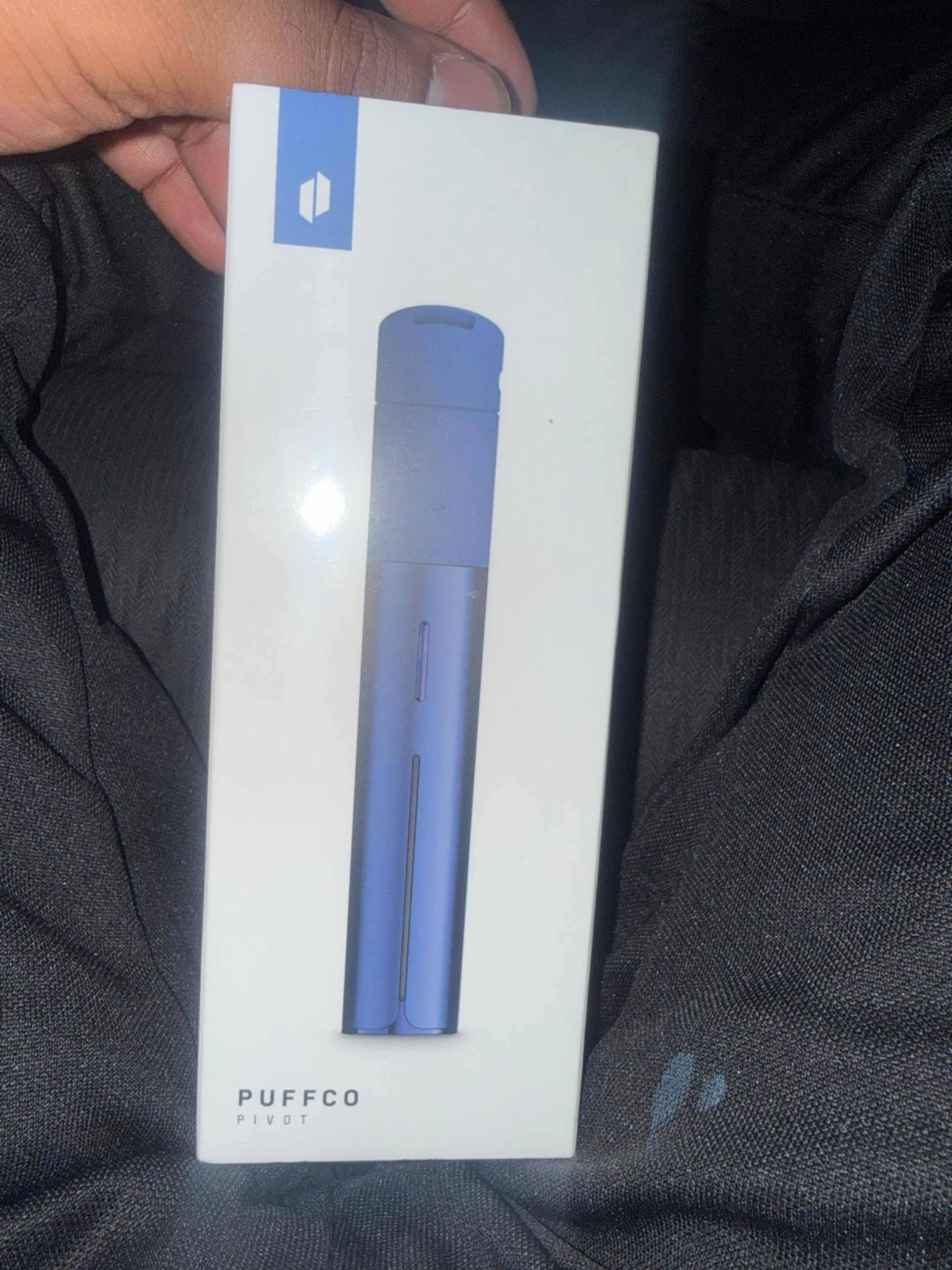 Preview pic of Puffco Pivot (Sapphire) Sealed