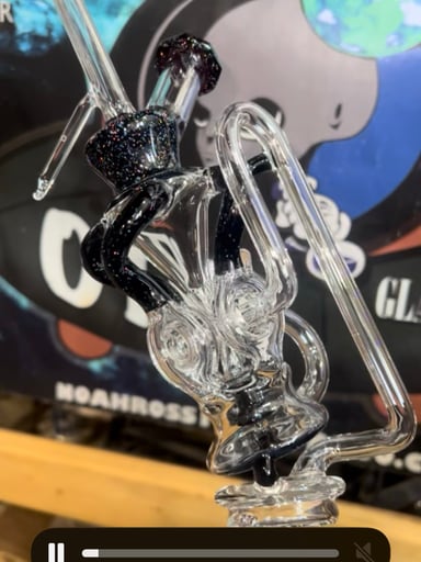 Preview pic of Puffco guardian and Out of this world top