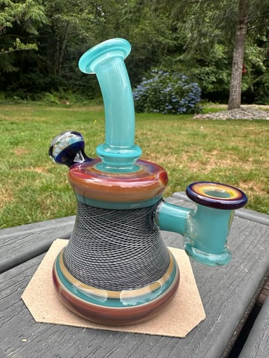 Preview pic of ET glass banger hanger