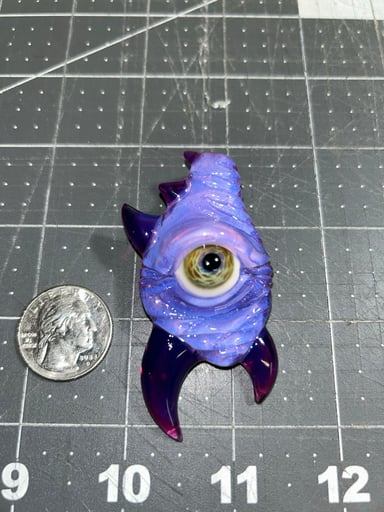 Preview pic of Eyeball pendy