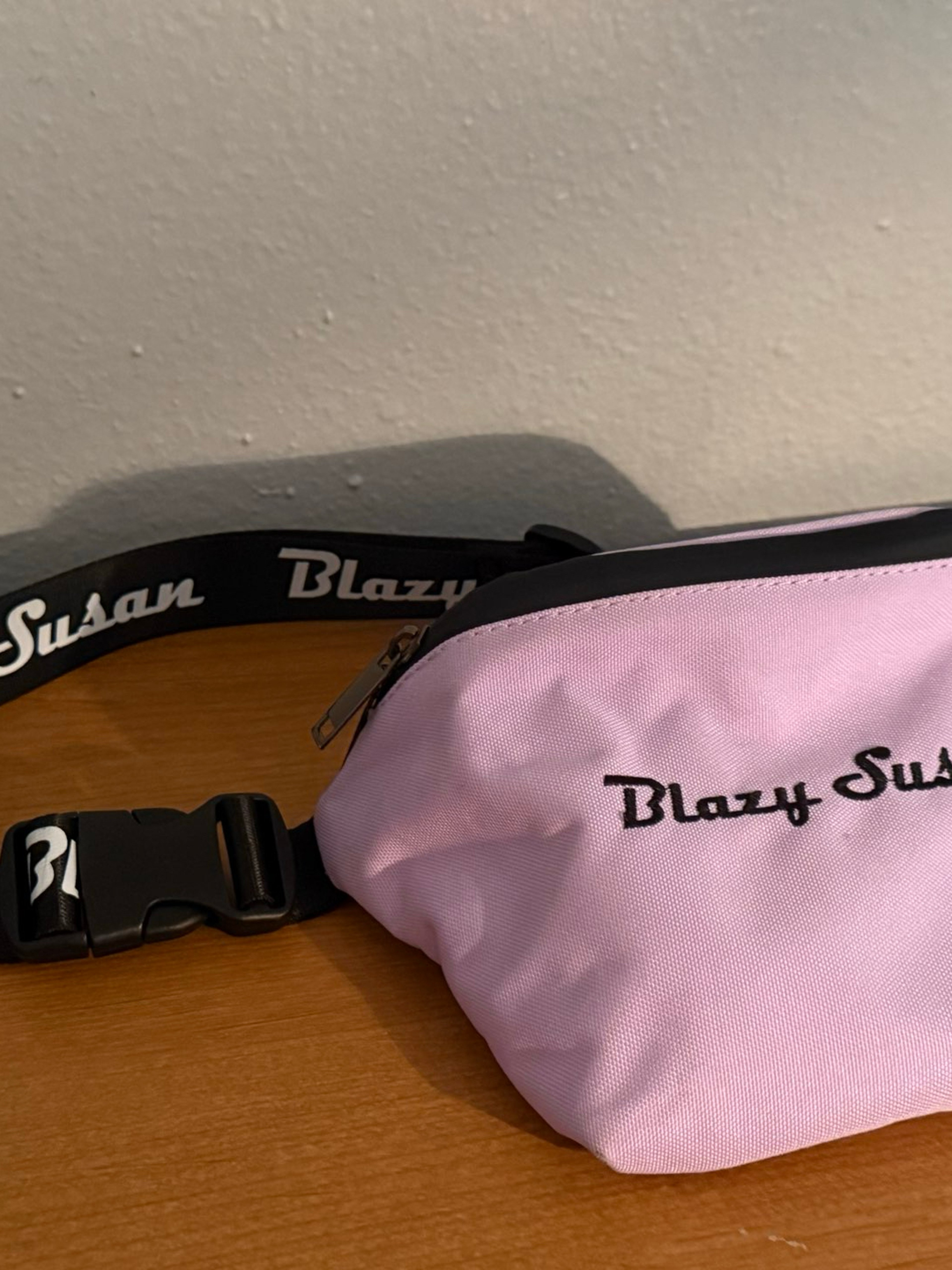 Blazy Susan Insulated Bag (Purple) image 0