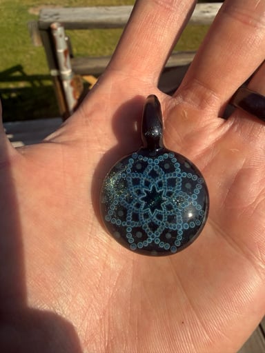 Preview pic of Pendant
