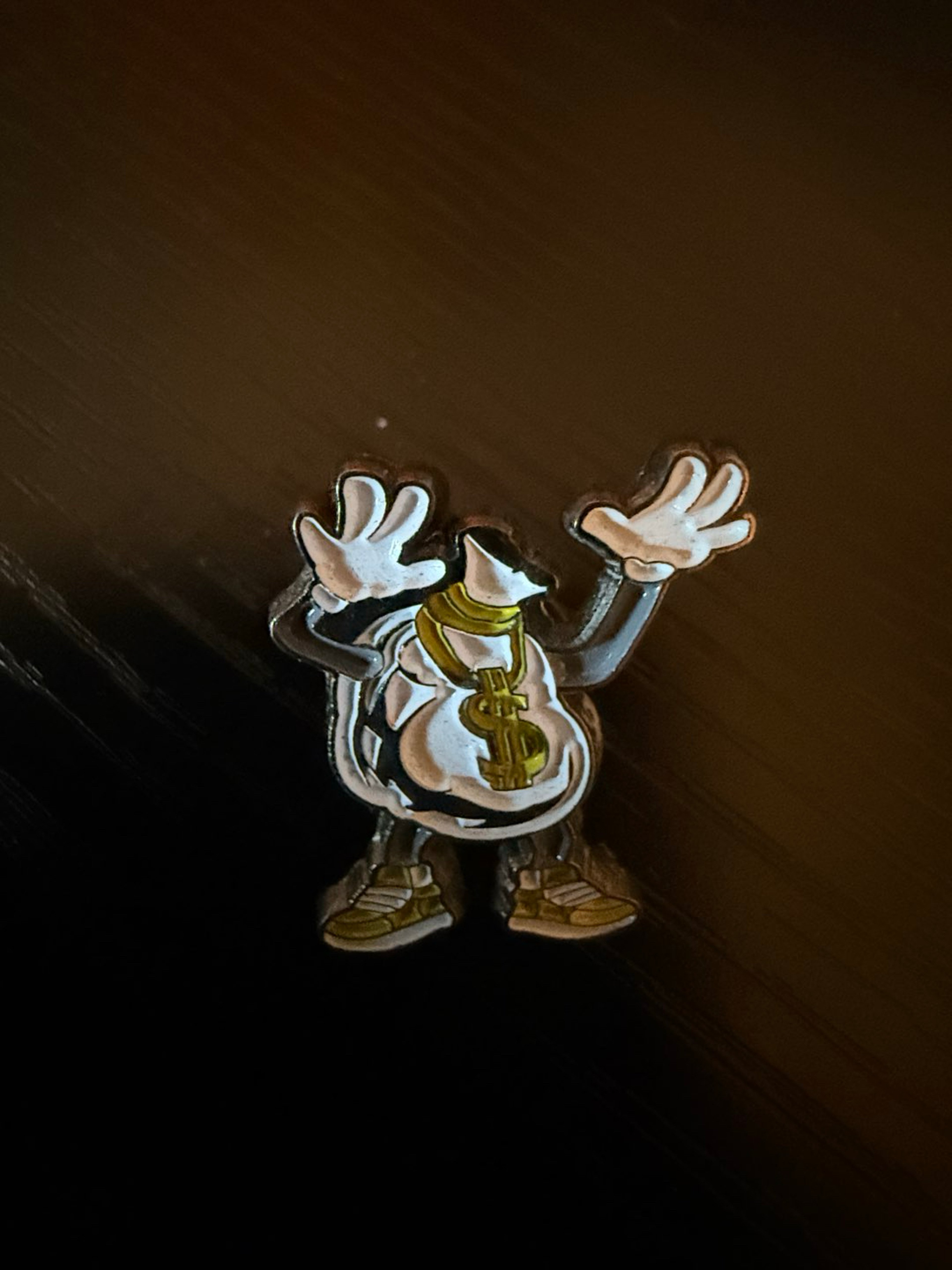 Preview pic of Money Bag Pin