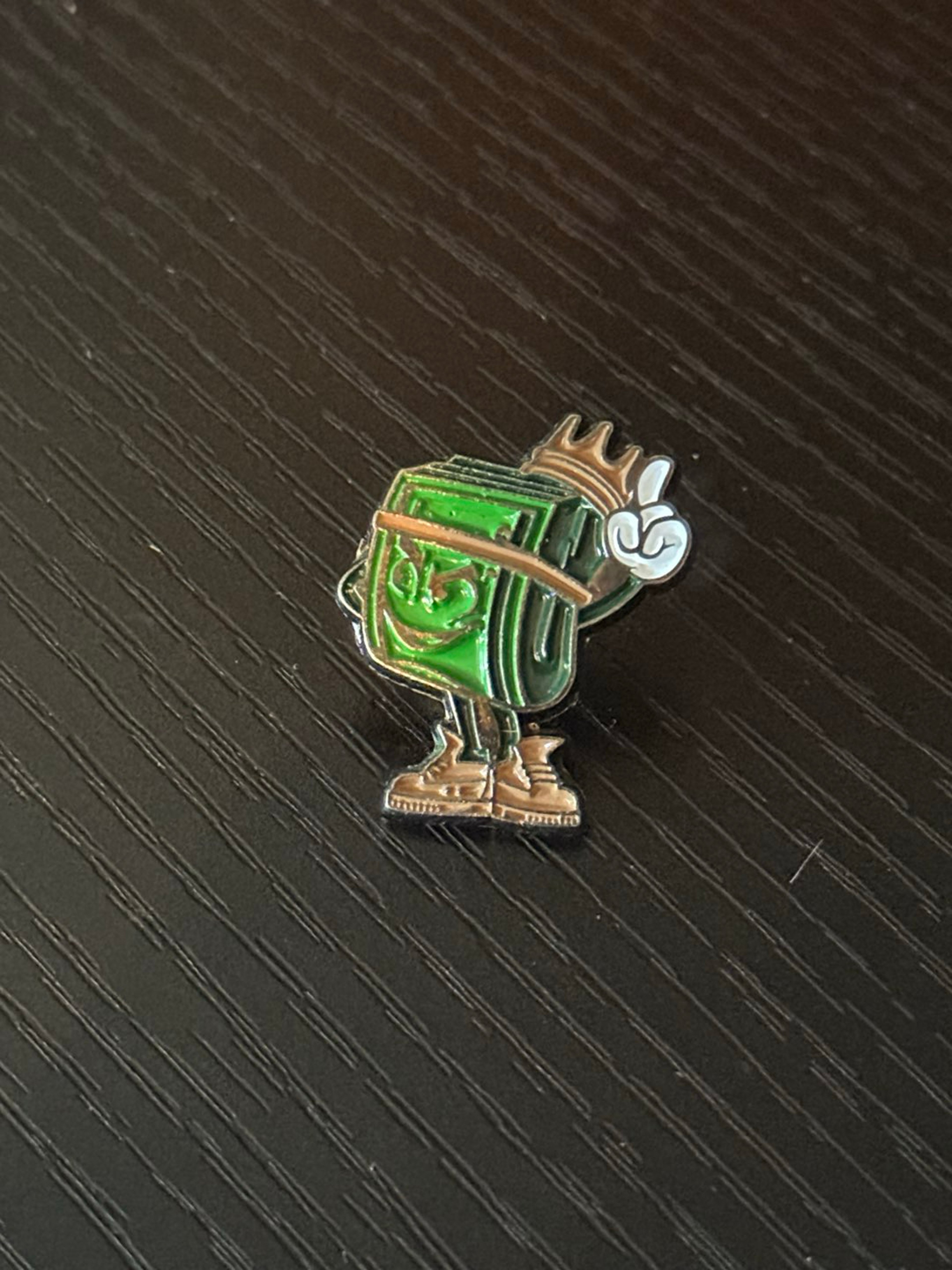 Preview pic of King Money Clip Pin