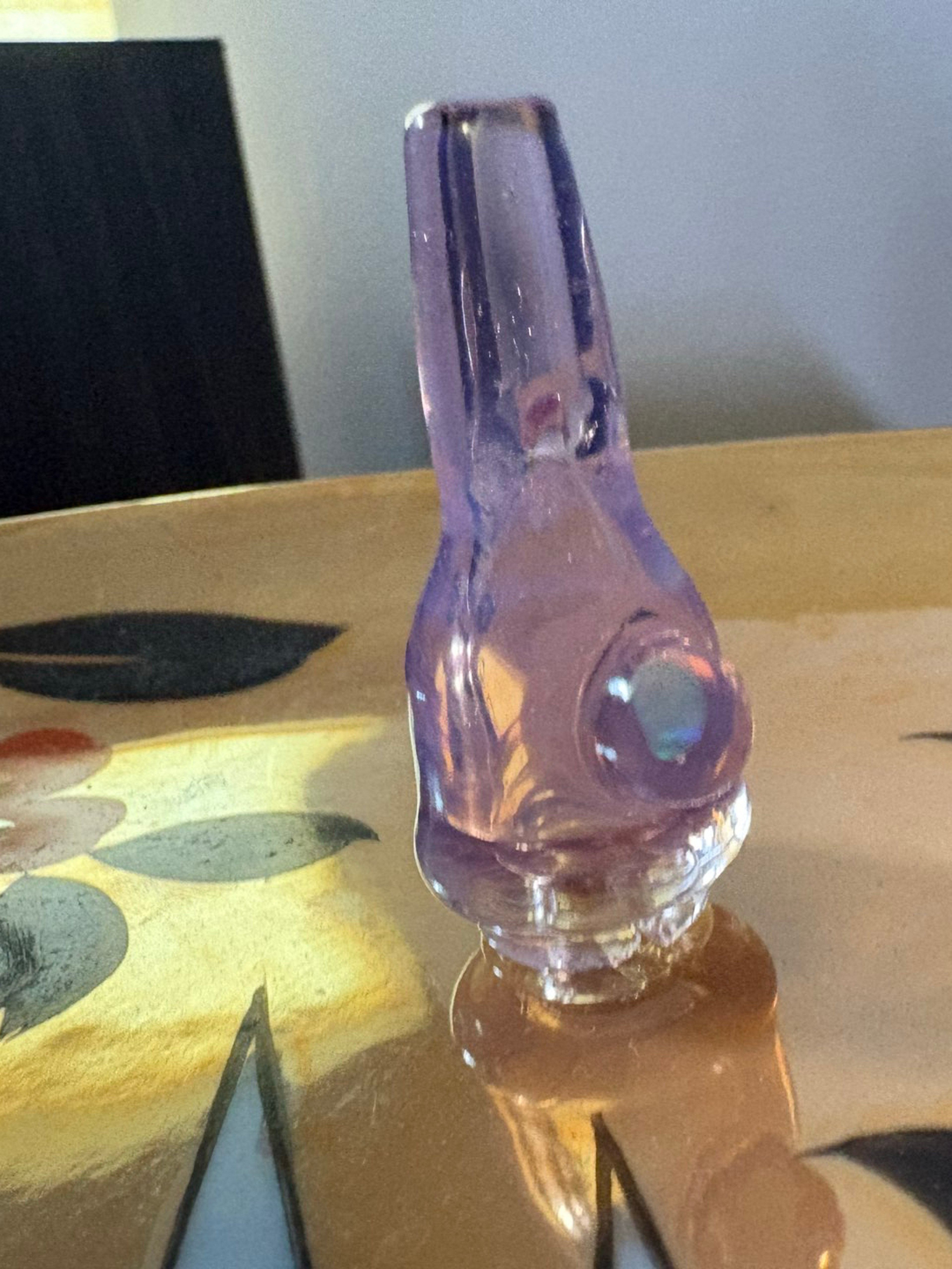 Preview pic of Glass pivot top