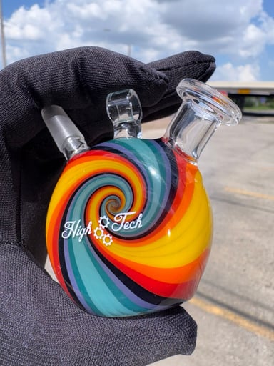 Preview pic of HIGHTECH GLASS pendant rig