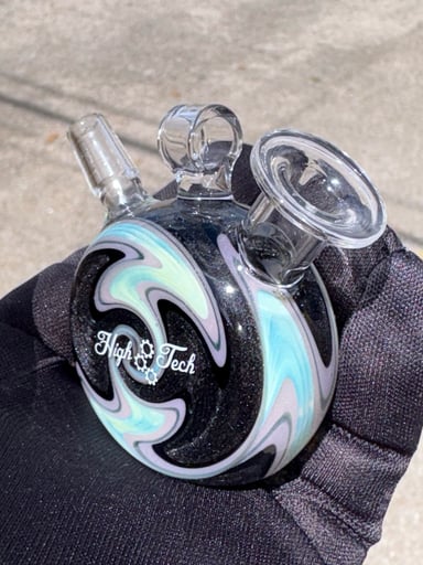 Preview pic of HIGHTECH GLASS pendant rig