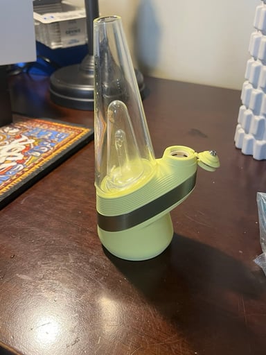 Preview pic of Puffco Peak Zest