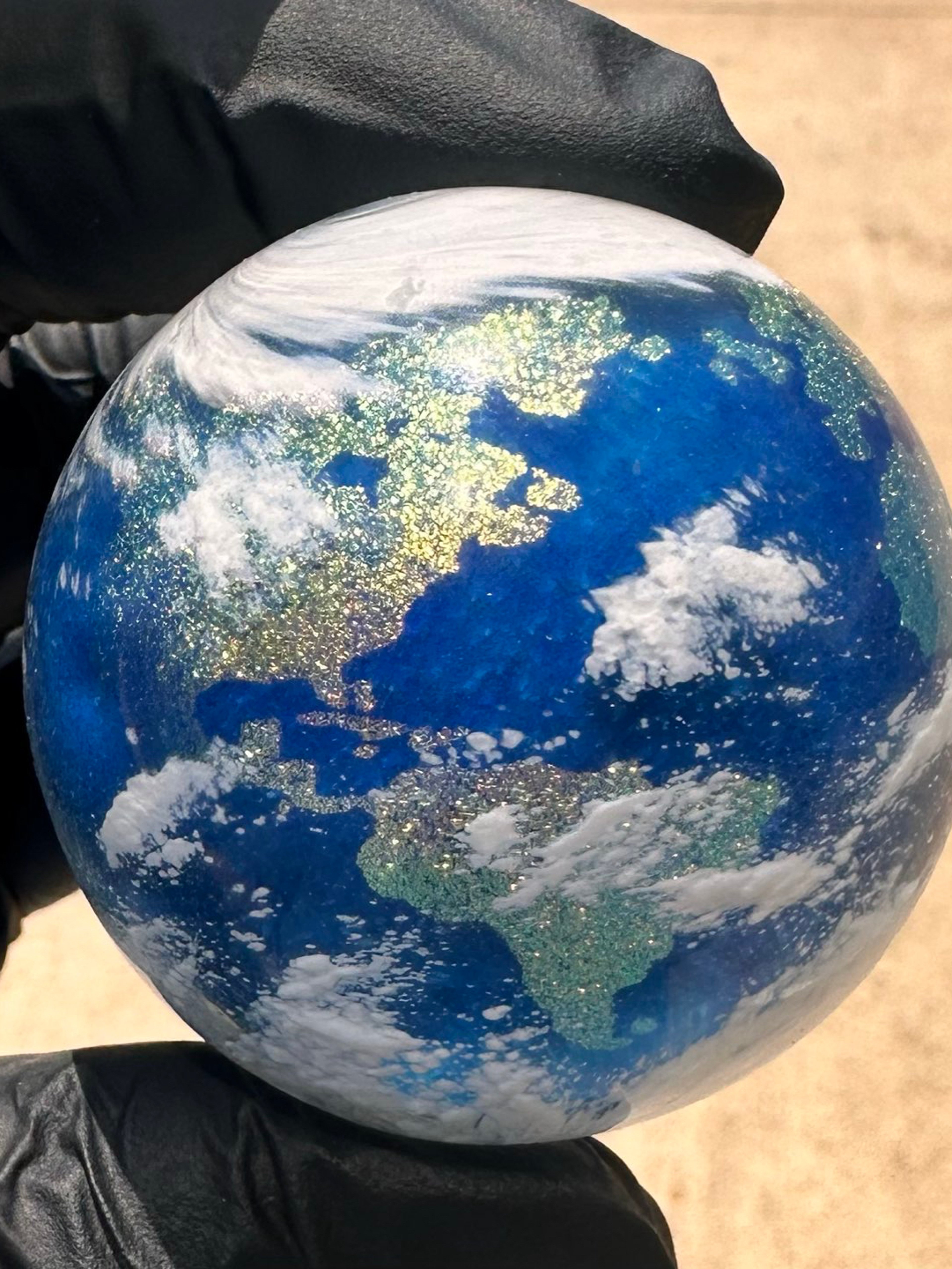 Preview pic of Geoffrey Beetem globe marble