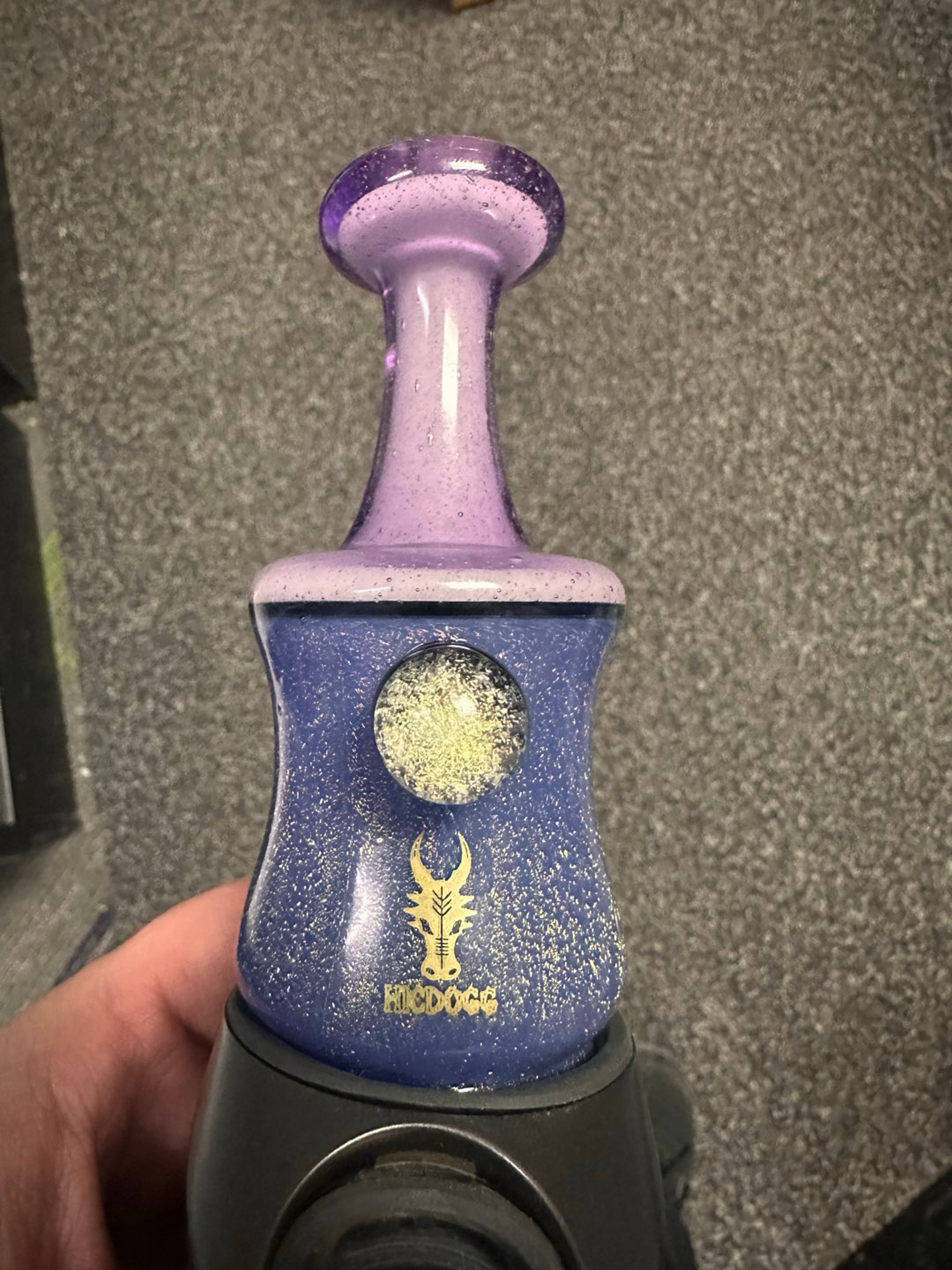 Preview pic of Hicdogg color changing puffco dry top /hat / moodmat