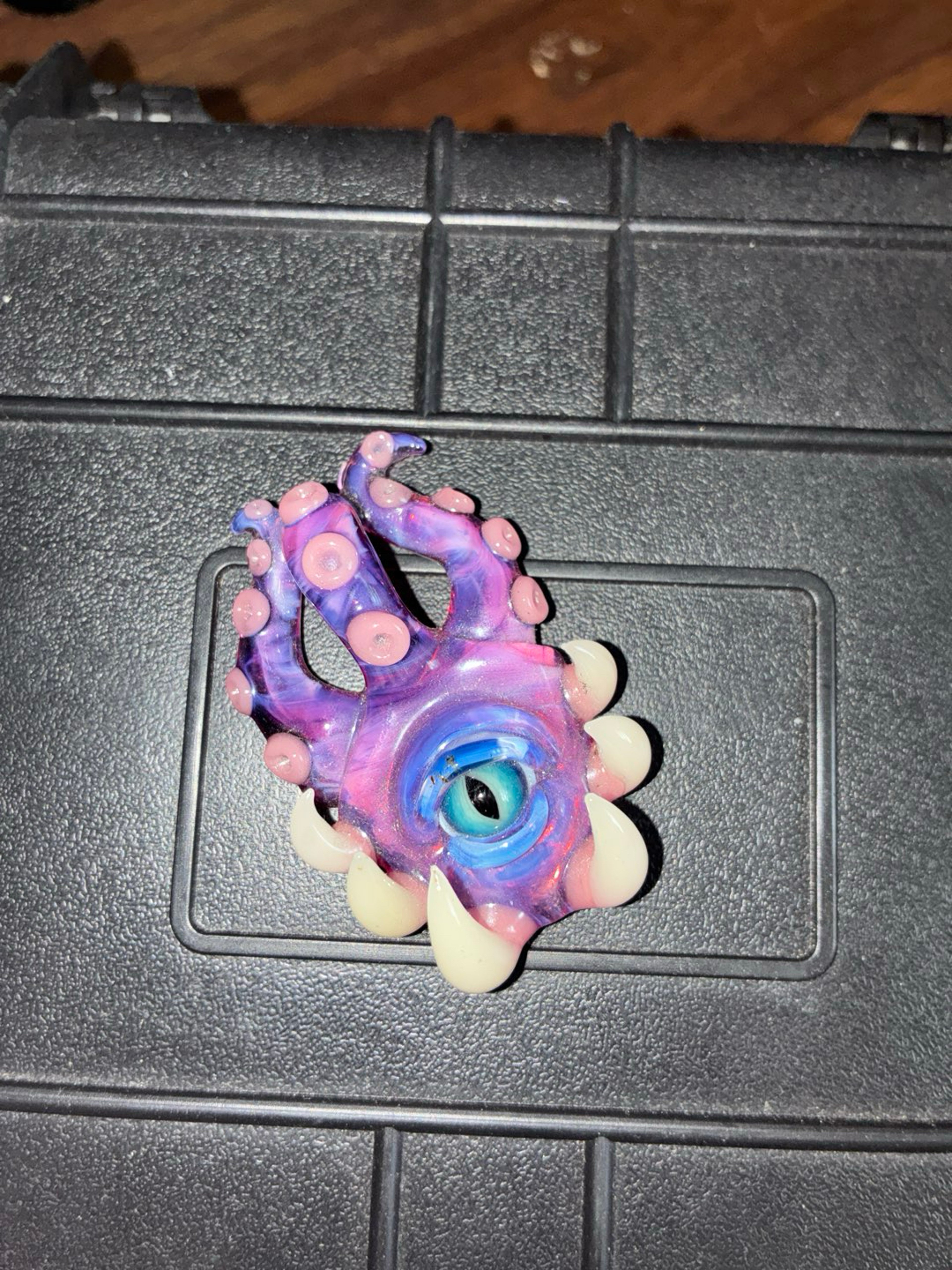 Preview pic of Salt glass pendant