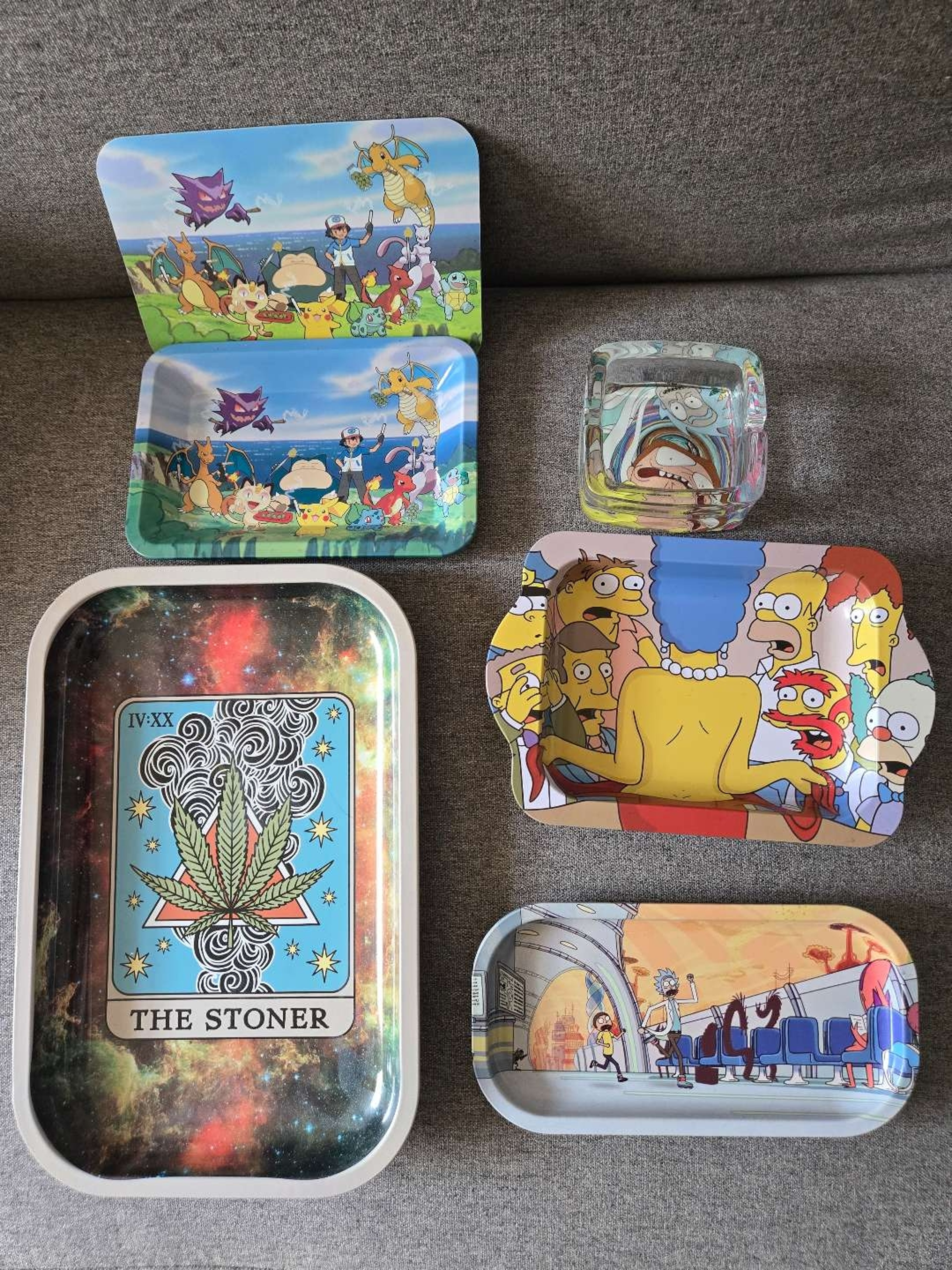 Preview pic of Ash tray lot - 3 metal trays - 1 metal tray with magnet topper - 1 glass