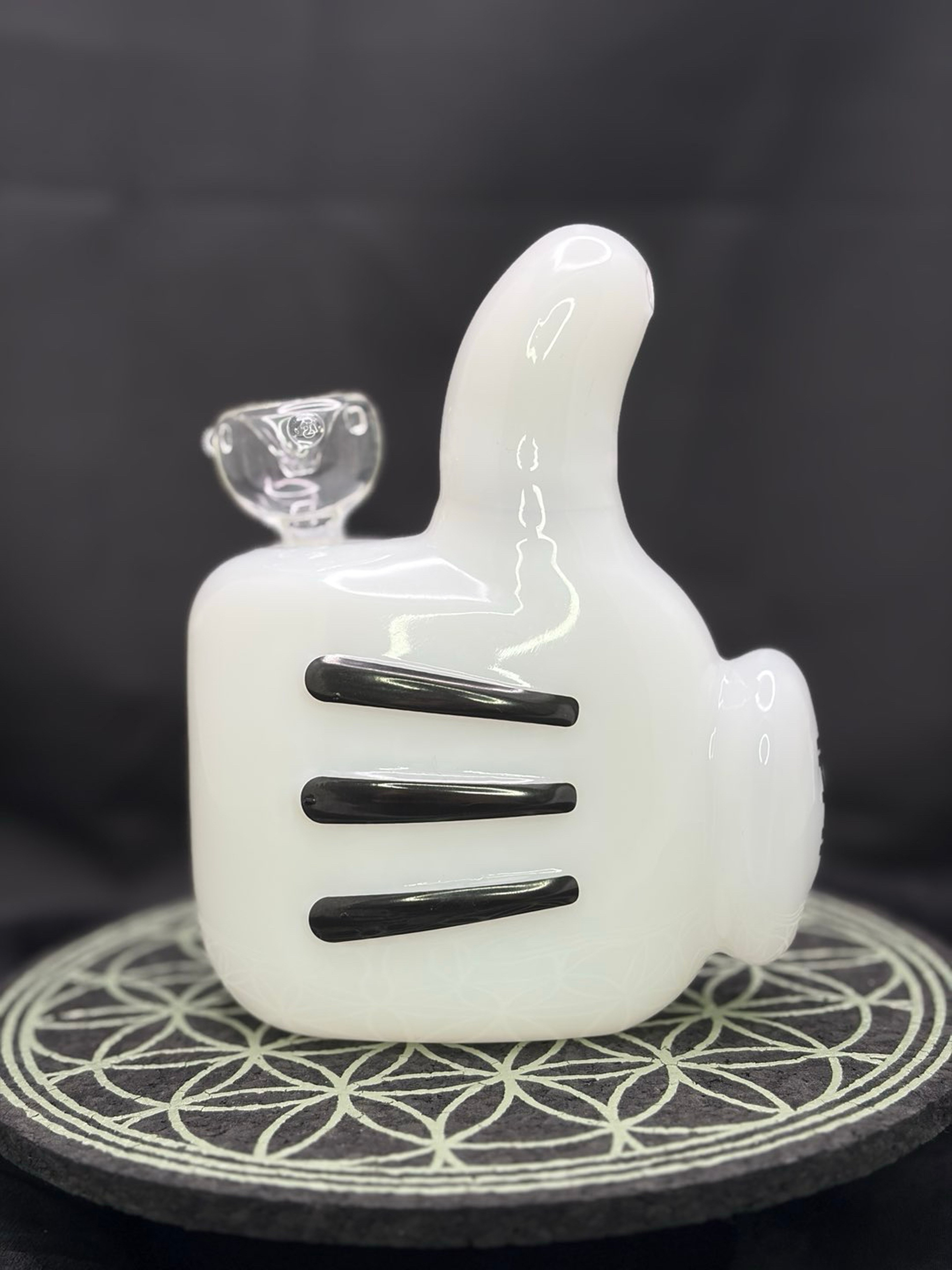 Preview pic of Hemper Thumbs up!