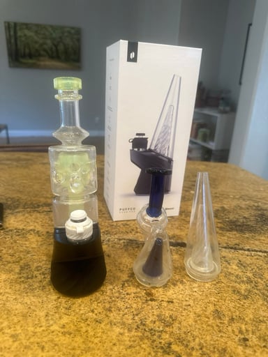 Preview pic of Puffco Peak Pro – Only 159 Dabs + Aftermarket Glass + Box